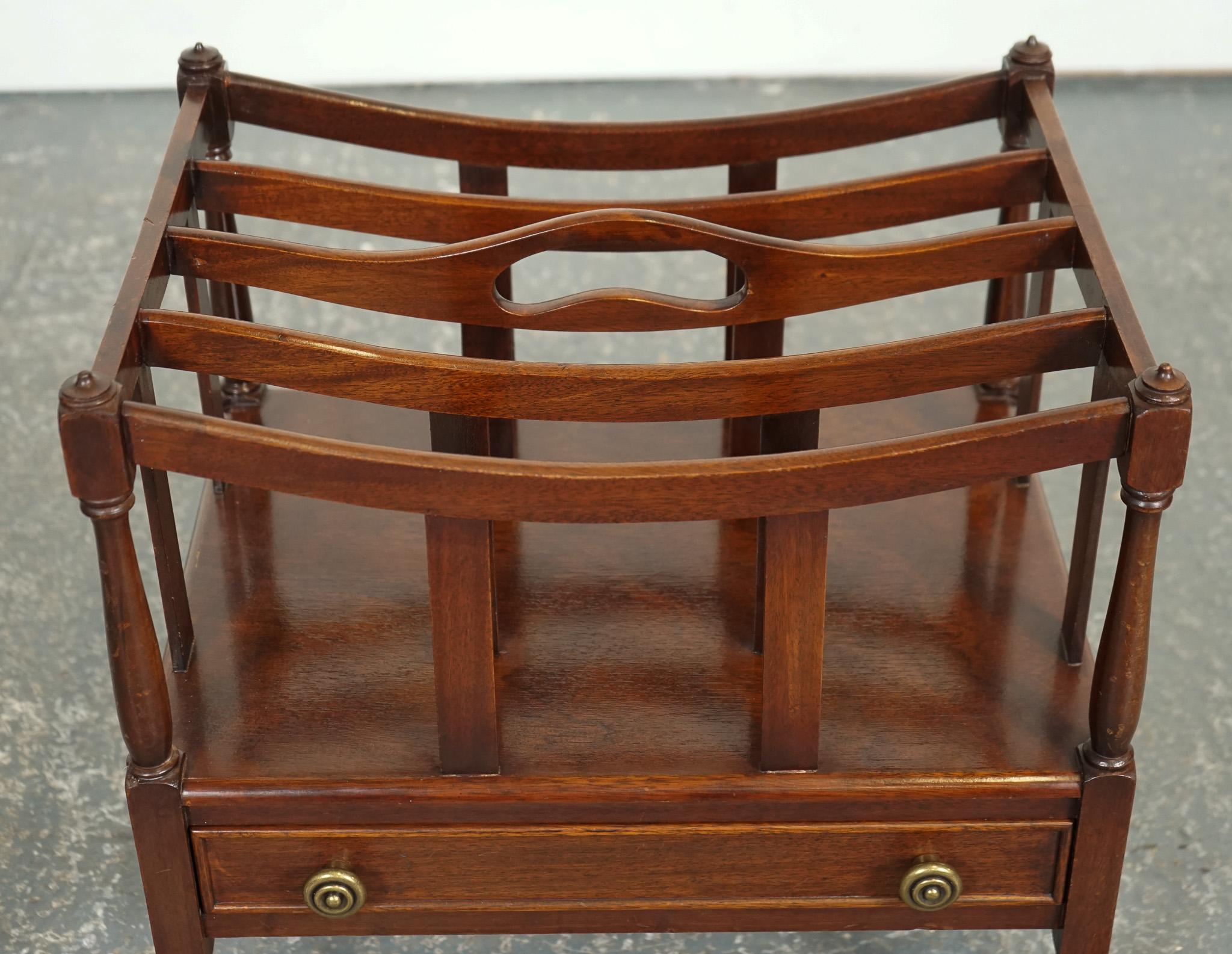 VINTAGE MAHOGANY CANTERBURY NEWSPAPER RACK WiTH BRASS HANDLES In Good Condition For Sale In Pulborough, GB
