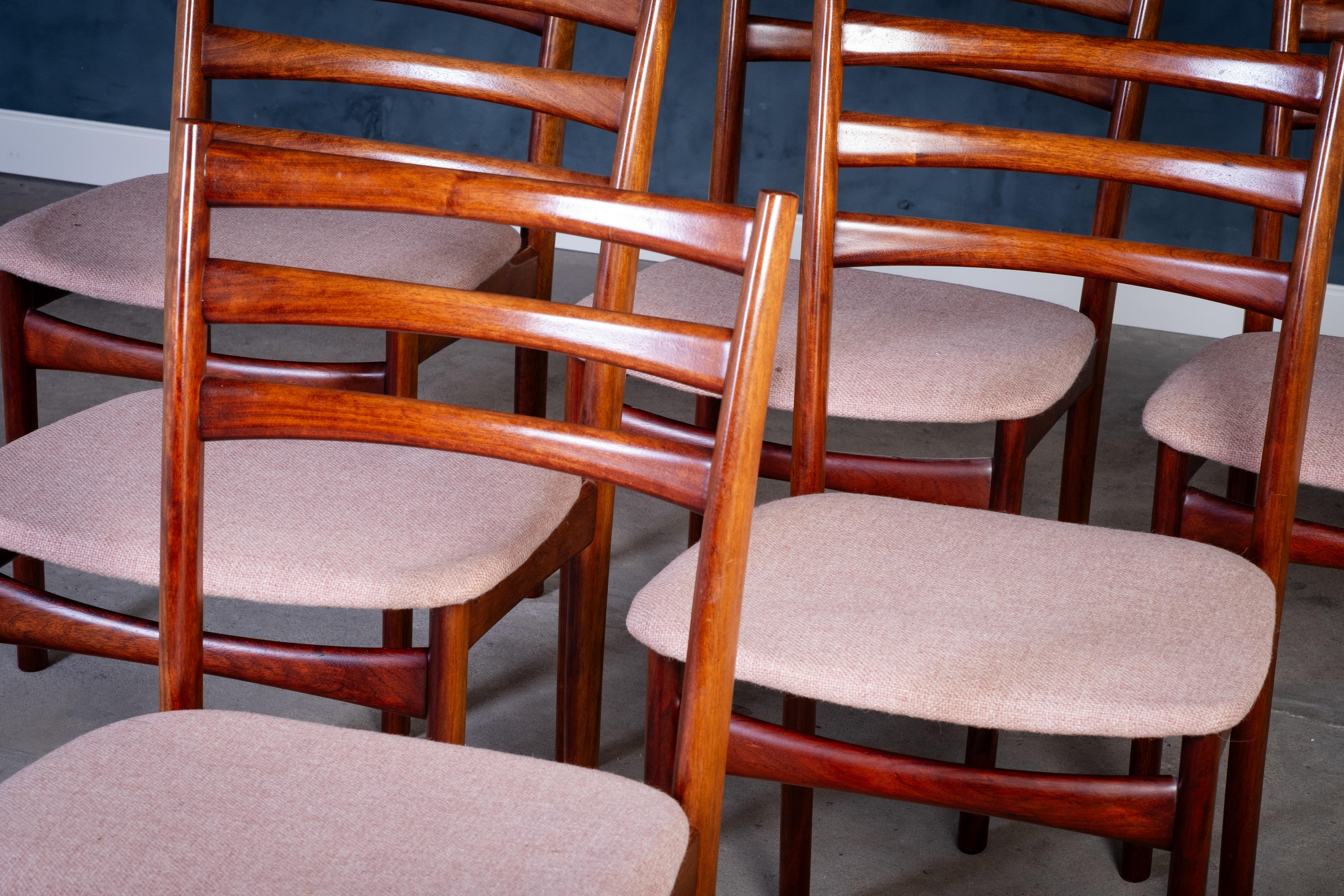 Chaises de salle à manger vintage en acajou de Skovby Møbelfabrik, 1970 Bon état - En vente à Nørre Aaby, DK