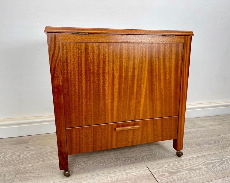 Vintage Mahogany Drinks For Sale at 1stDibs