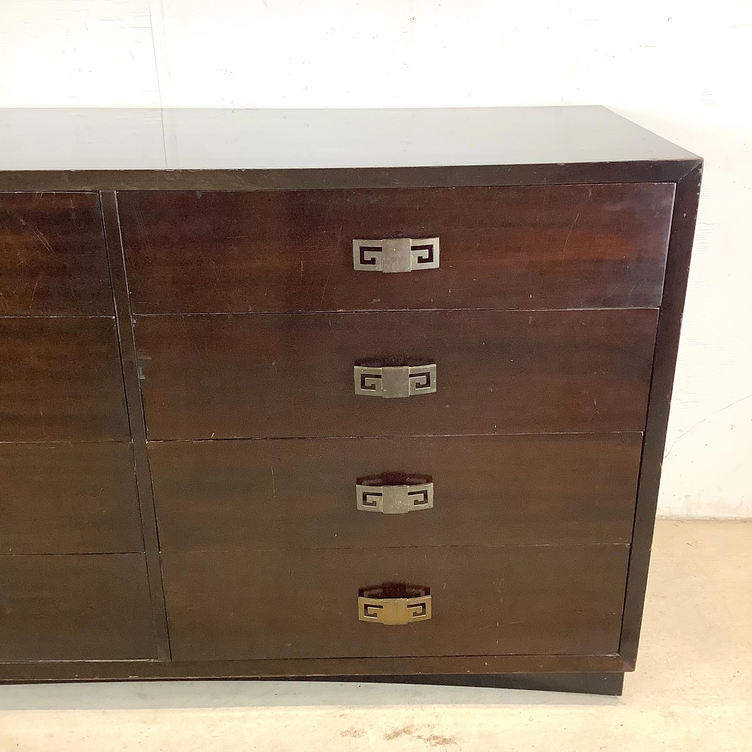 20th Century Vintage Mahogany Eight Drawer Bedroom Dresser For Sale
