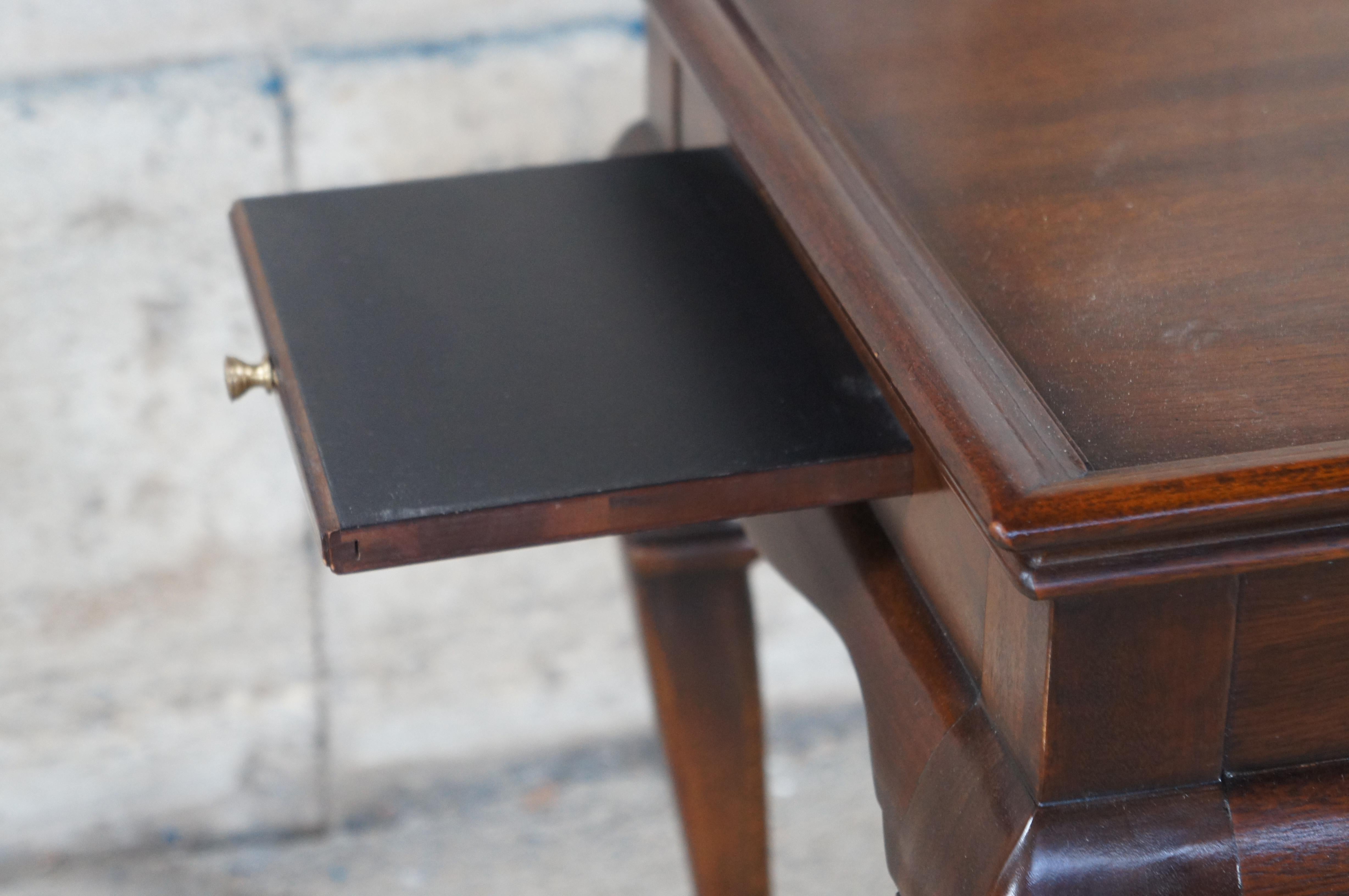 Acajou Table d'appoint de style Queen Anne géorgien vintage en acajou avec plateau coulissant en vente