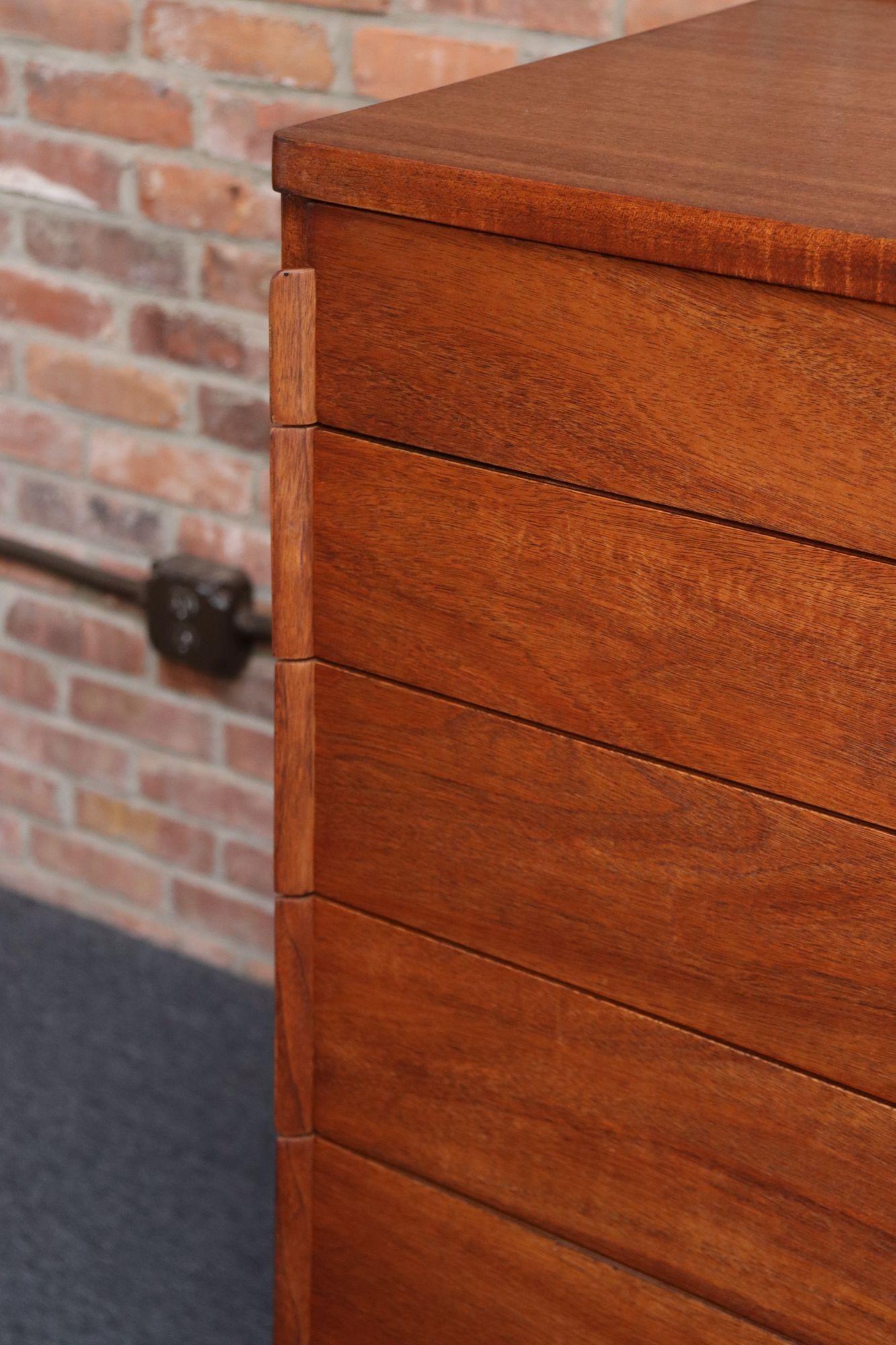Commode haute/commode vintage en acajou d'Edward Wormley pour Dunbar en vente 3