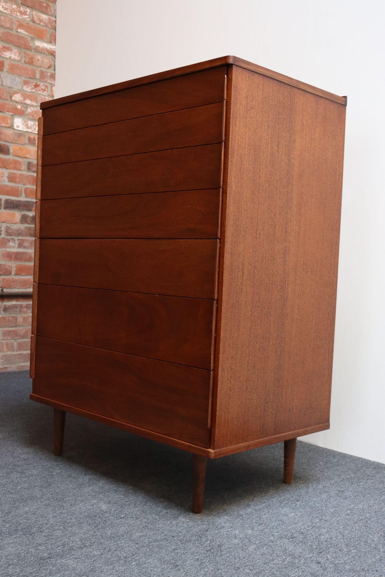 Commode haute/commode vintage en acajou d'Edward Wormley pour Dunbar Bon état - En vente à Brooklyn, NY