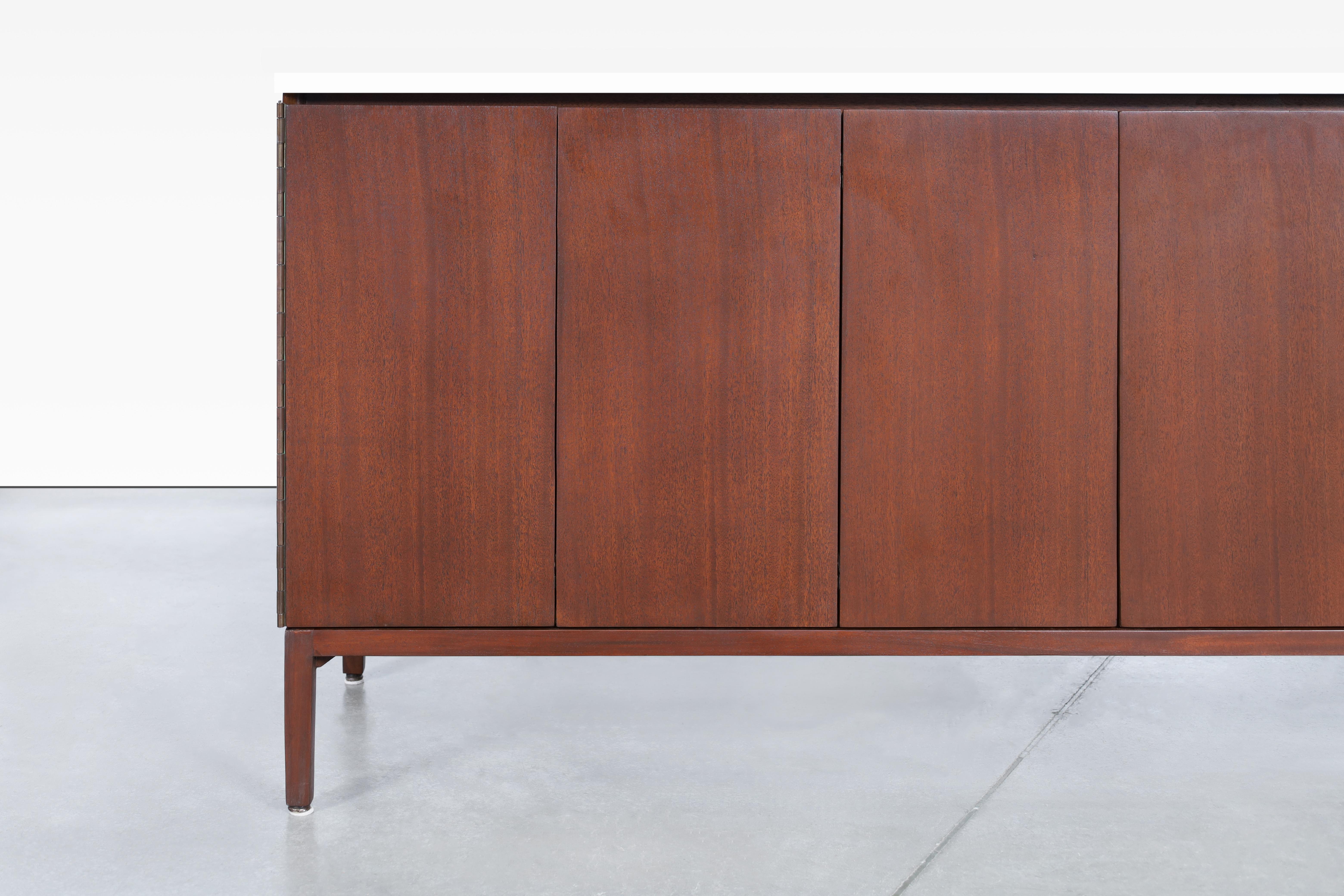 Vintage-Anrichte aus Mahagoni der „Irwin-Kollektion“ von Paul McCobb für Calvin Furniture im Angebot 2
