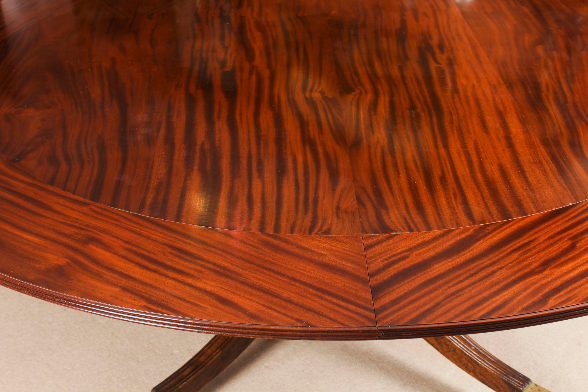 Vintage Mahogany Jupe Dining Table and Leaf Cabinet, Mid-20th Century 5