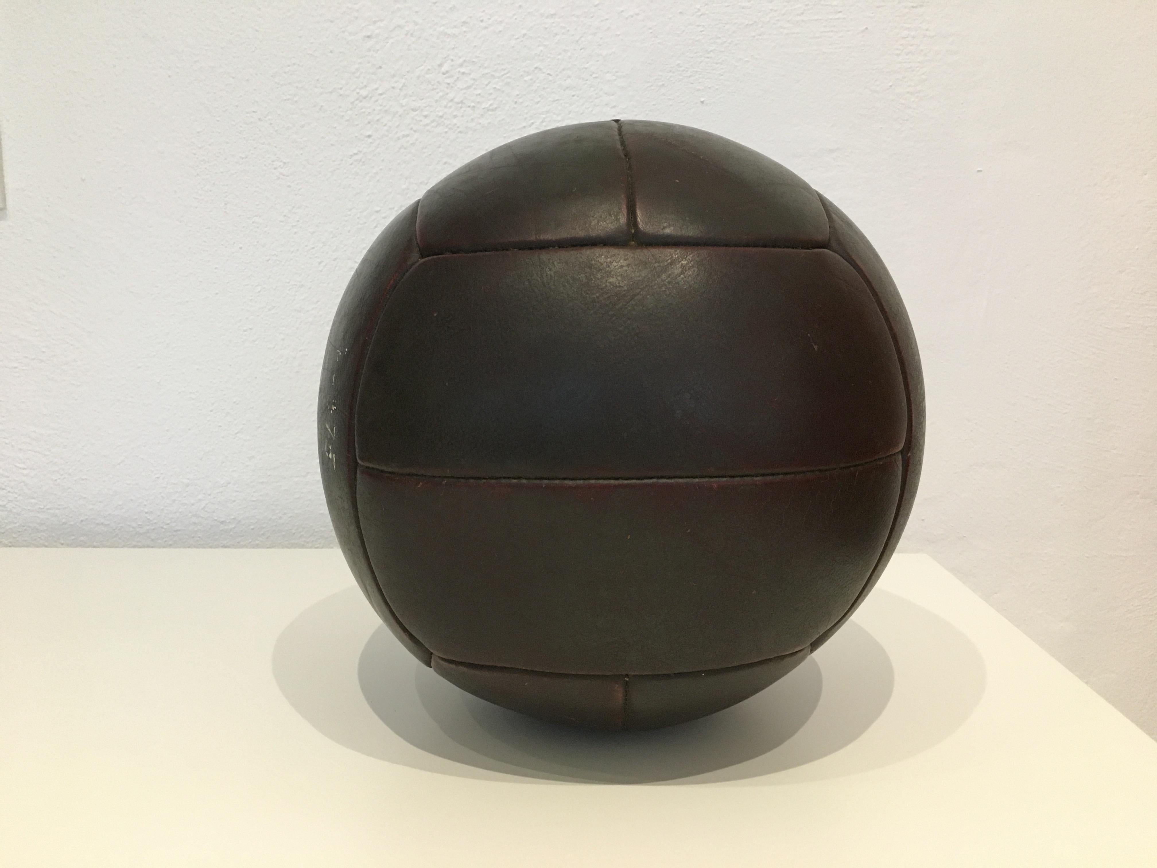 20th Century Vintage Mahogany Leather Medicine Ball, 3kg, 1930s For Sale