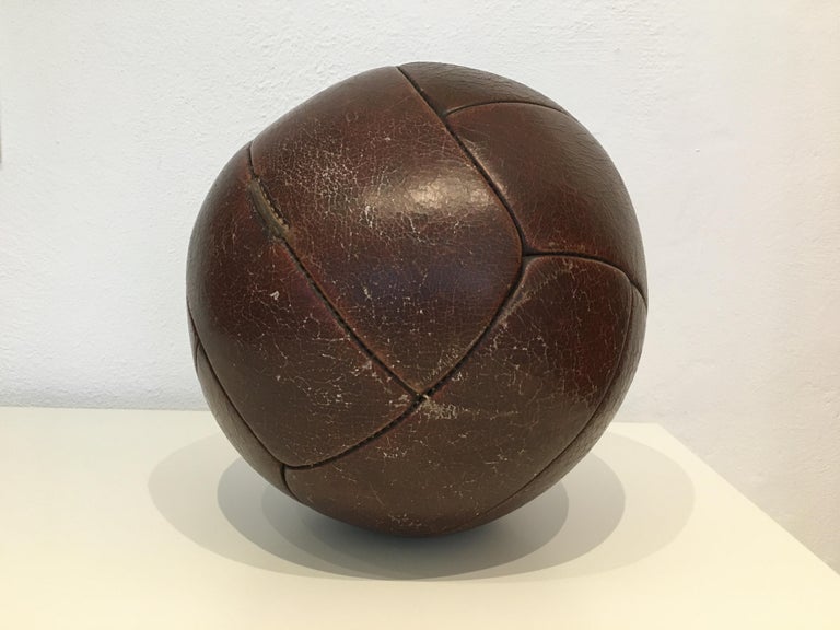 Mid-Century Modern Vintage Mahogany Leather Medicine Ball, 4kg, 1930s For Sale