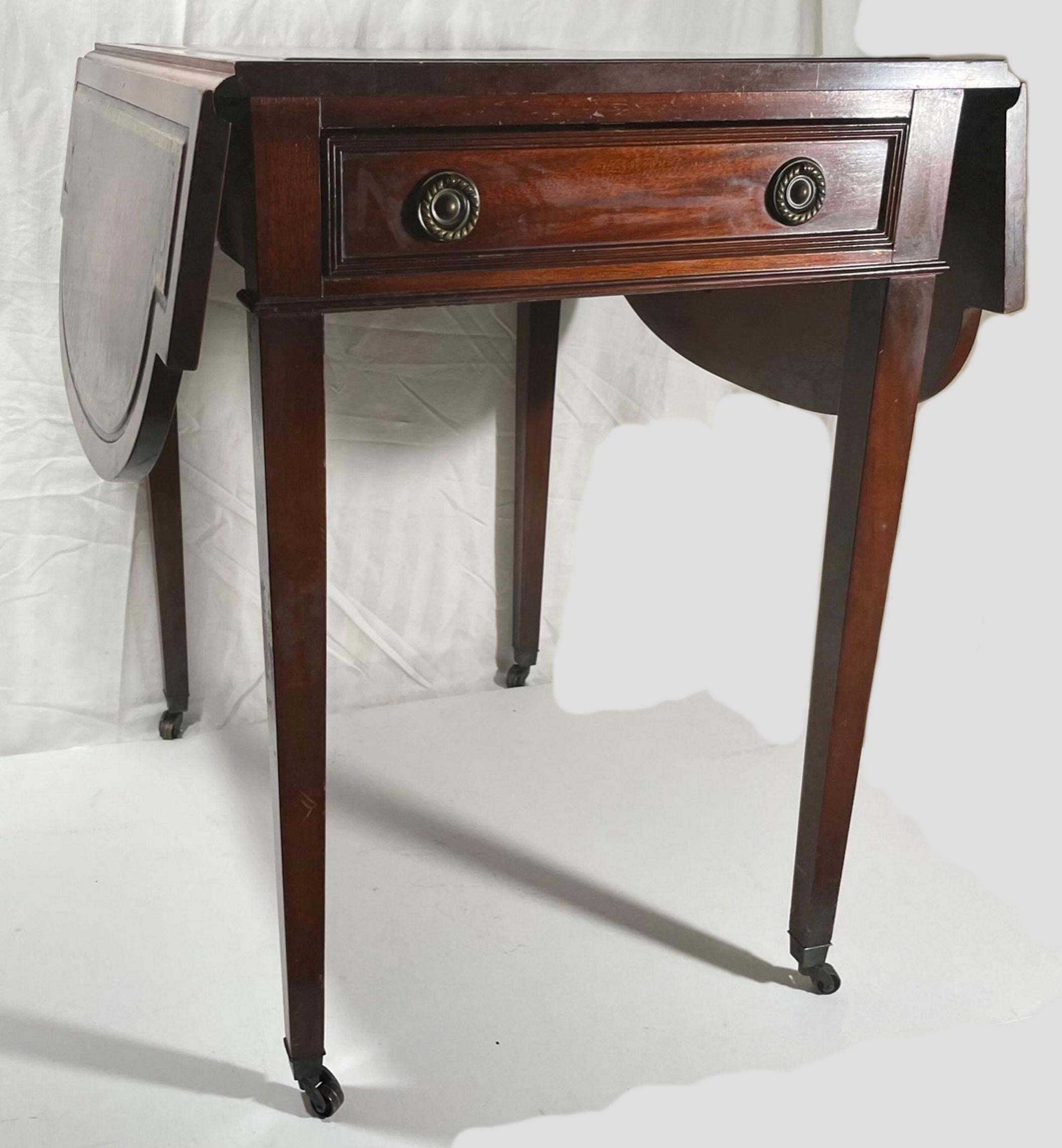 Vintage Mahogany Pembroke Table, Gordon’s Fine Furniture, Inc. For Sale 7