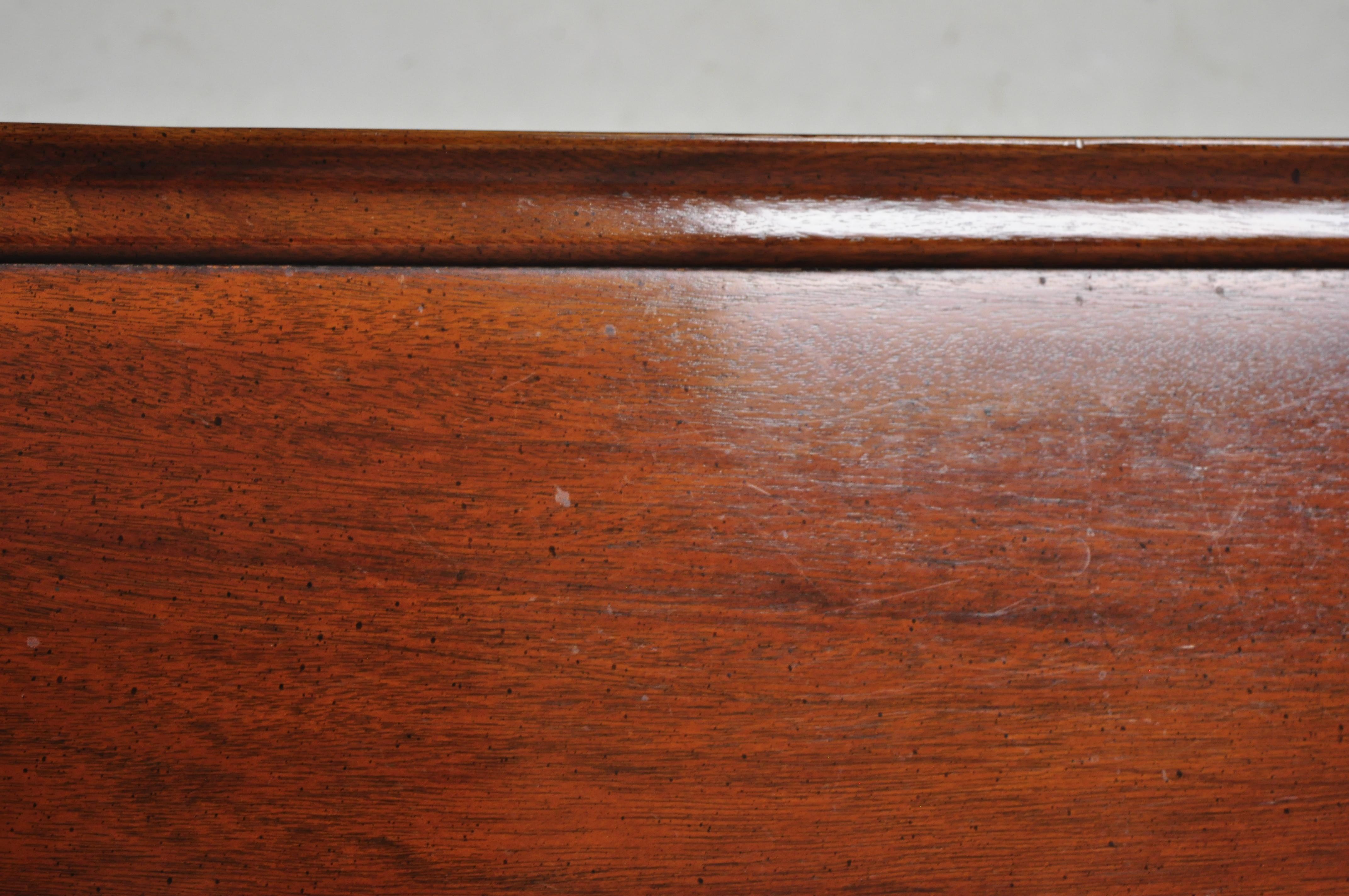 Vintage Mahogany Queen Anne Shell Carved Side Tea Table with Pull Out Sides 3