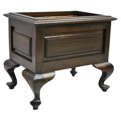 Vintage Mahogany Queen Anne Style Copper Lined Wooden Planter
