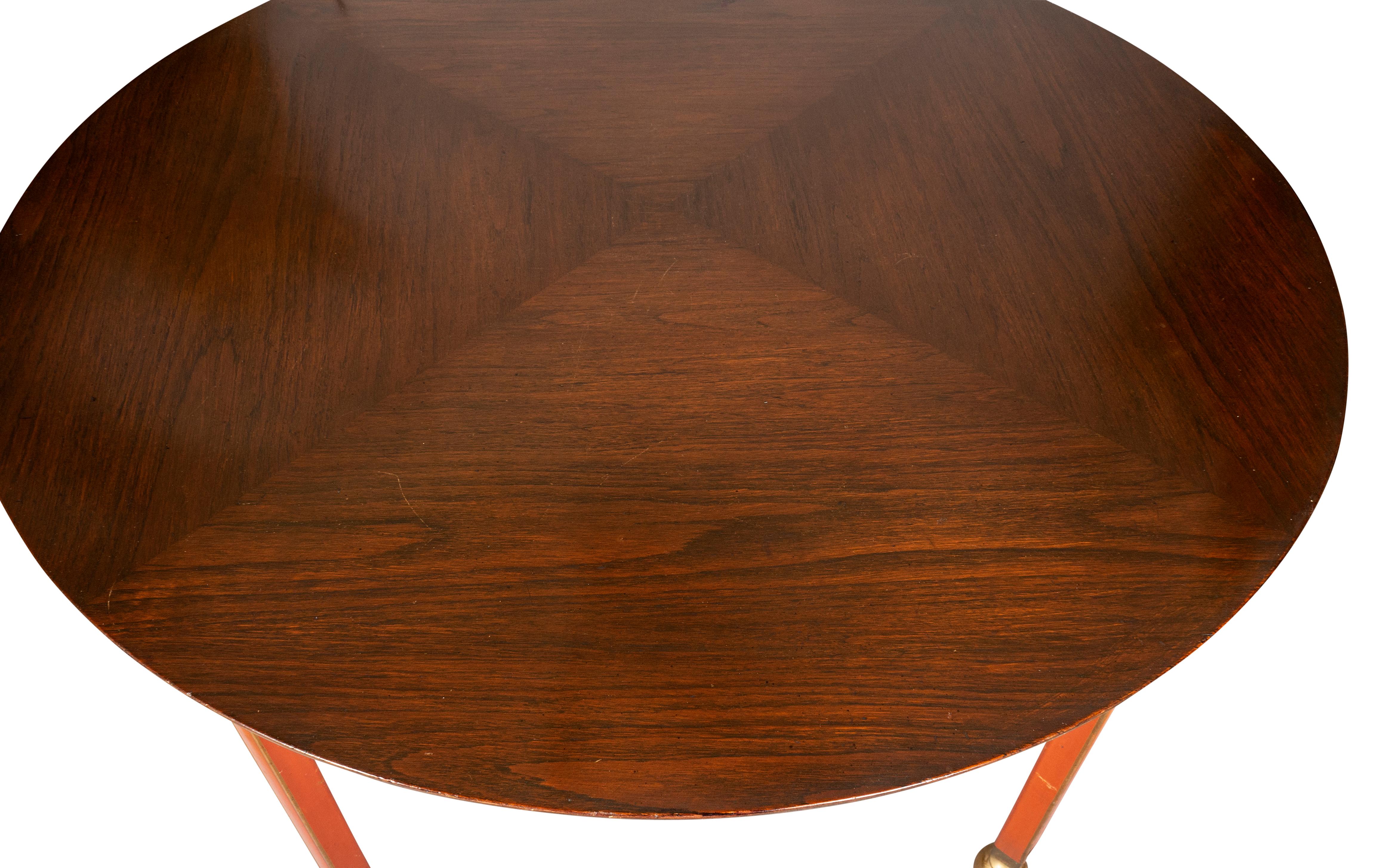 Table vintage en acajou laqué rouge en vente 6