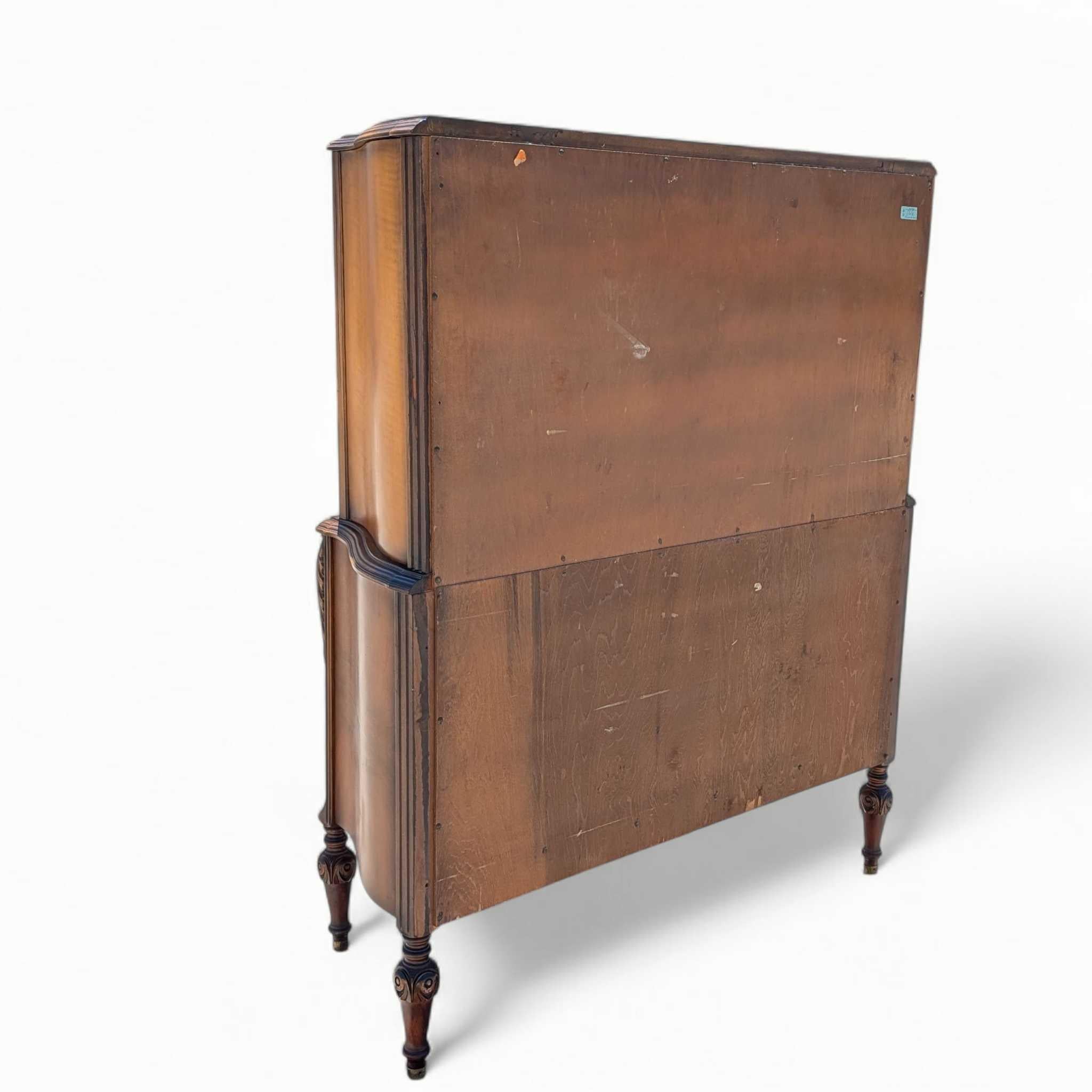 Comò Highboy a serpentina in mogano d'epoca con intarsio e intarsio in vendita 13