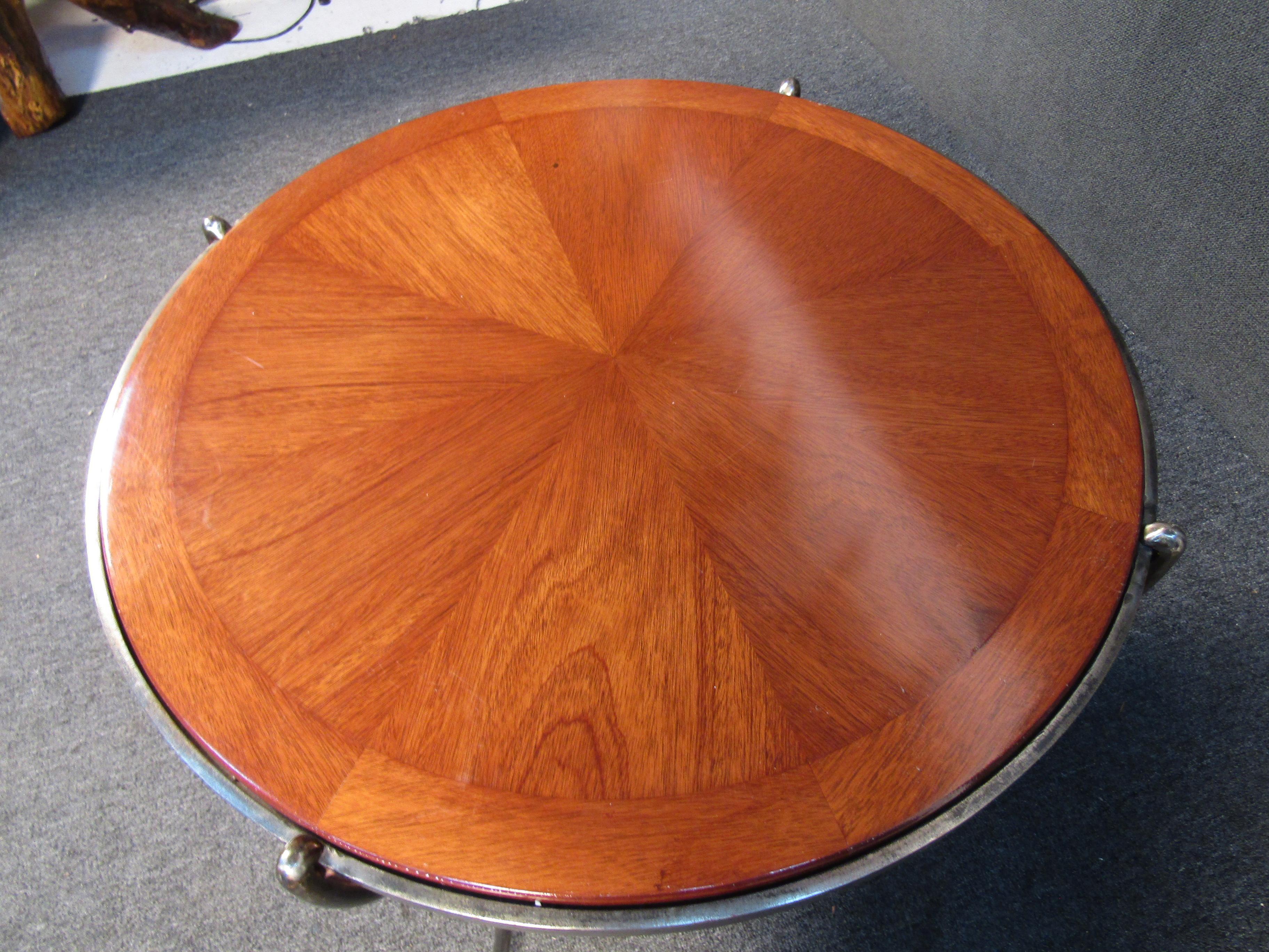 Vintage Mahogany Table For Sale 1
