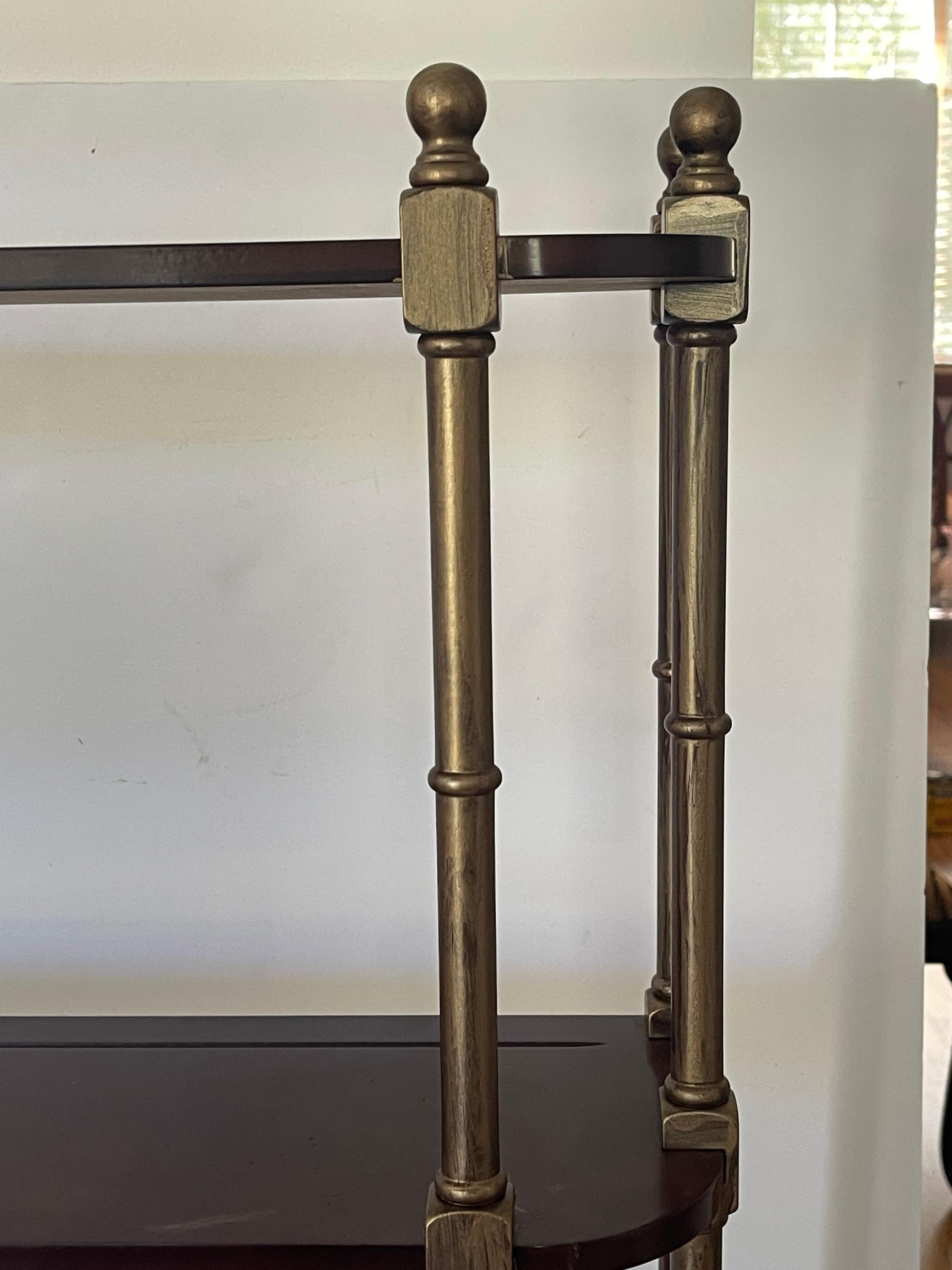 Vintage Mahogany Wall Shelf Display with Gold Bronze Wash In Good Condition For Sale In Boca Raton, FL