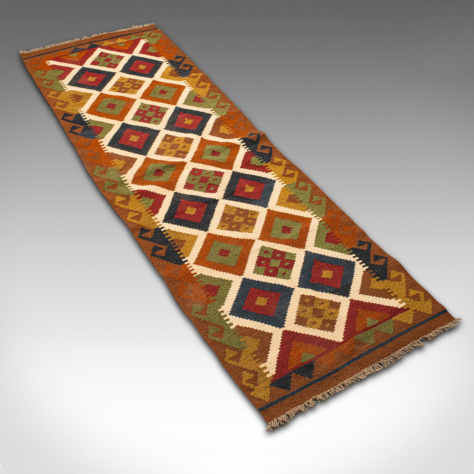 Maimana-Kelim-Läufer, kaukasischer, dekorativer, Flur-Teppich, Teppich (20. Jahrhundert) im Angebot