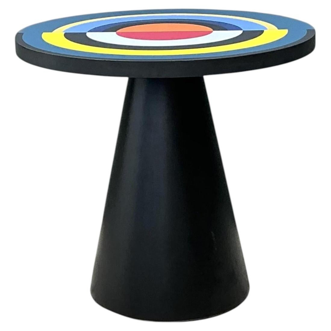 Table d'appoint vintage de la Maison DADA "Sonia Et Caetra". en vente