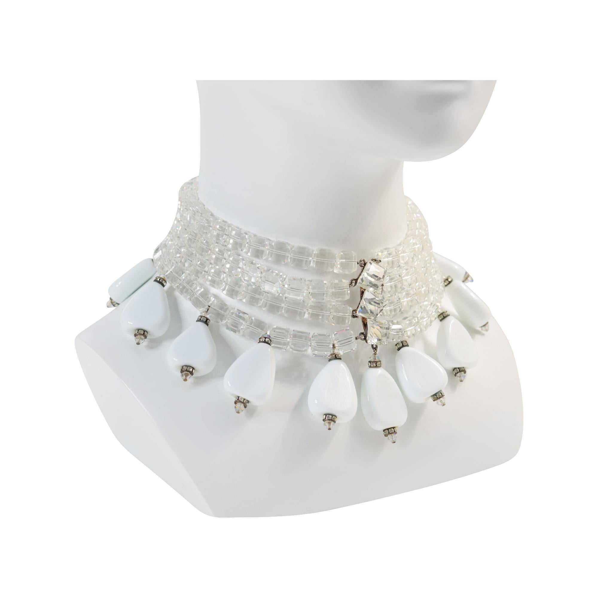 da uomo o donna Maison Goossens for Yves Saint Laurent, girocollo di cristallo di rocca d'epoca, CIRCA 1985 in vendita