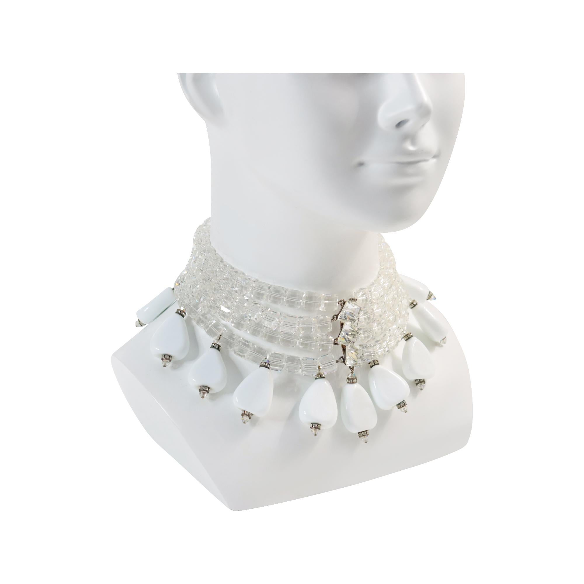 Maison Goossens for Yves Saint Laurent, girocollo di cristallo di rocca d'epoca, CIRCA 1985 in vendita 2