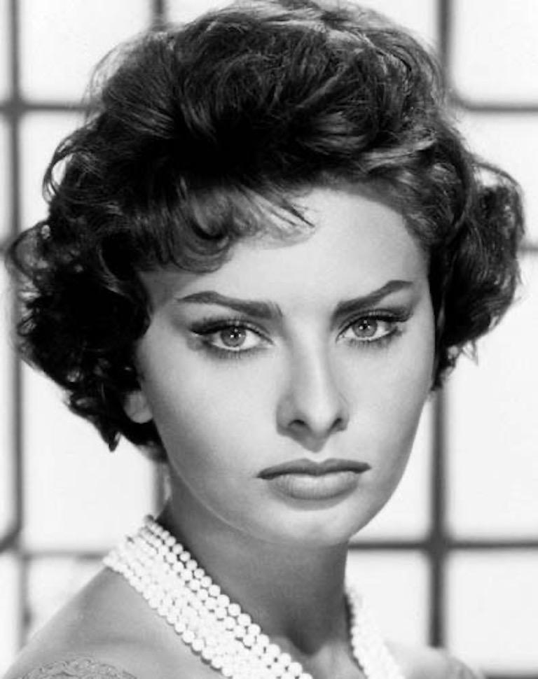 Vintage MAISON LESAGE Sophia Loren Mod French Beaded Bag

MAISON LESAGE represents all that is luxurious in haute couture . Famous in providing those richly detailed embroidery and fabric pieces for couturiers like Schiaparelli, Chanel, Balenciaga,