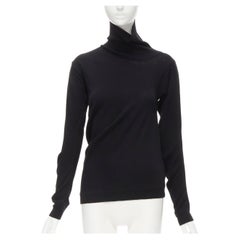 maglione vintage MAISON MARGIELA in lana nera con taglio asimmetrico e collo alto M.