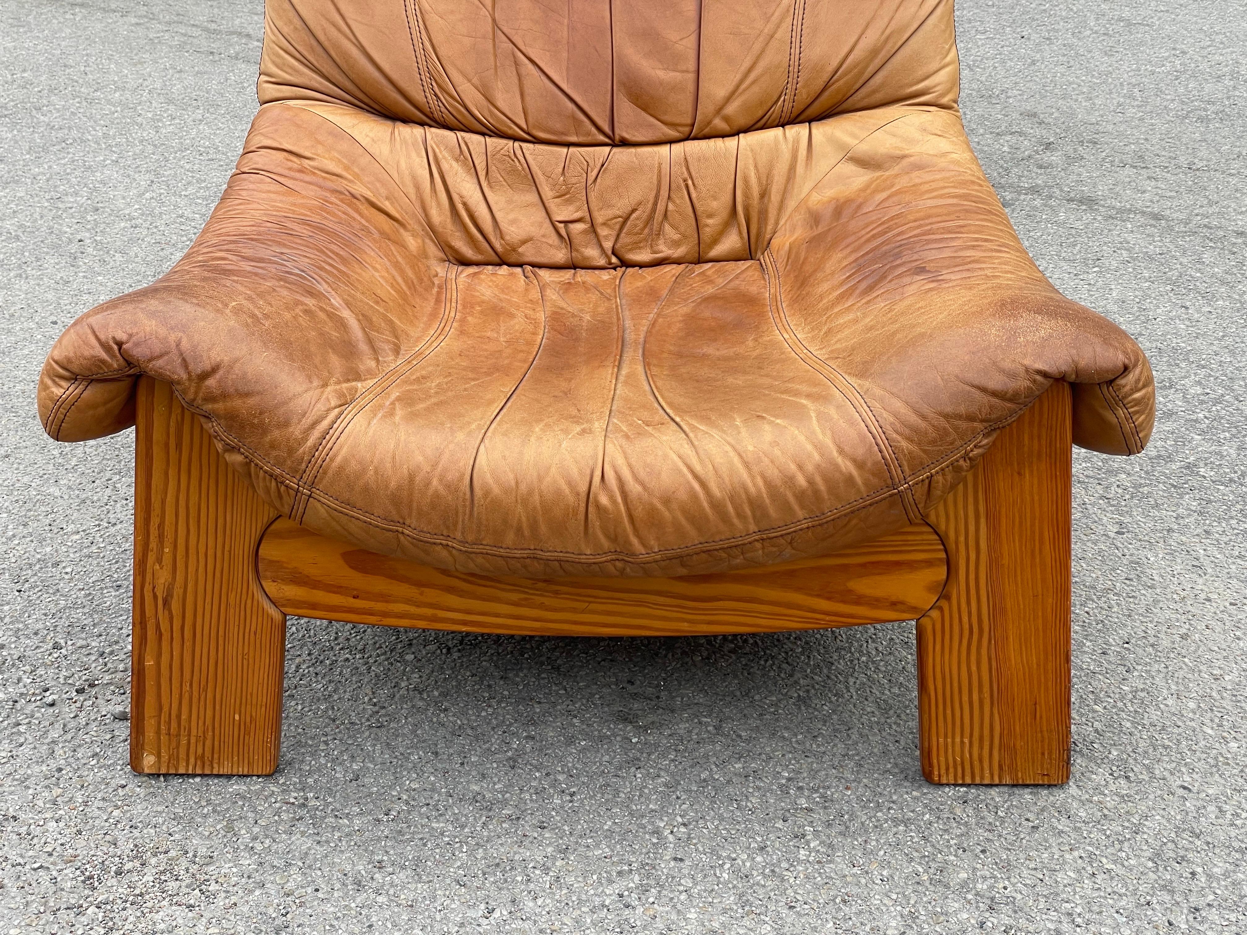 Vintage Maison Regain leather lounge chair in solid pine from the 1960´s For Sale 2