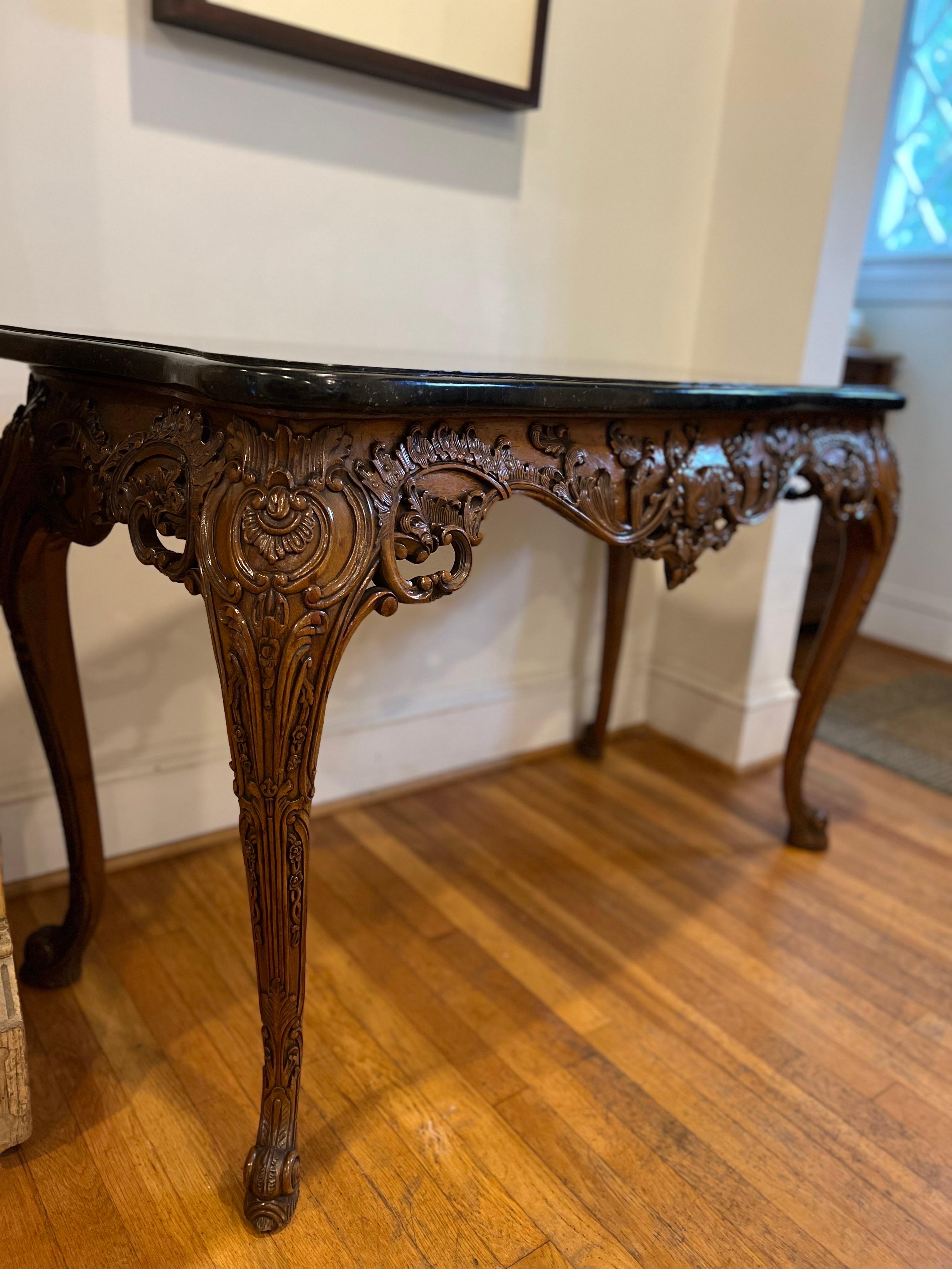 Vintage Maitland Smith Carved Oak Console Table / Desk For Sale 1