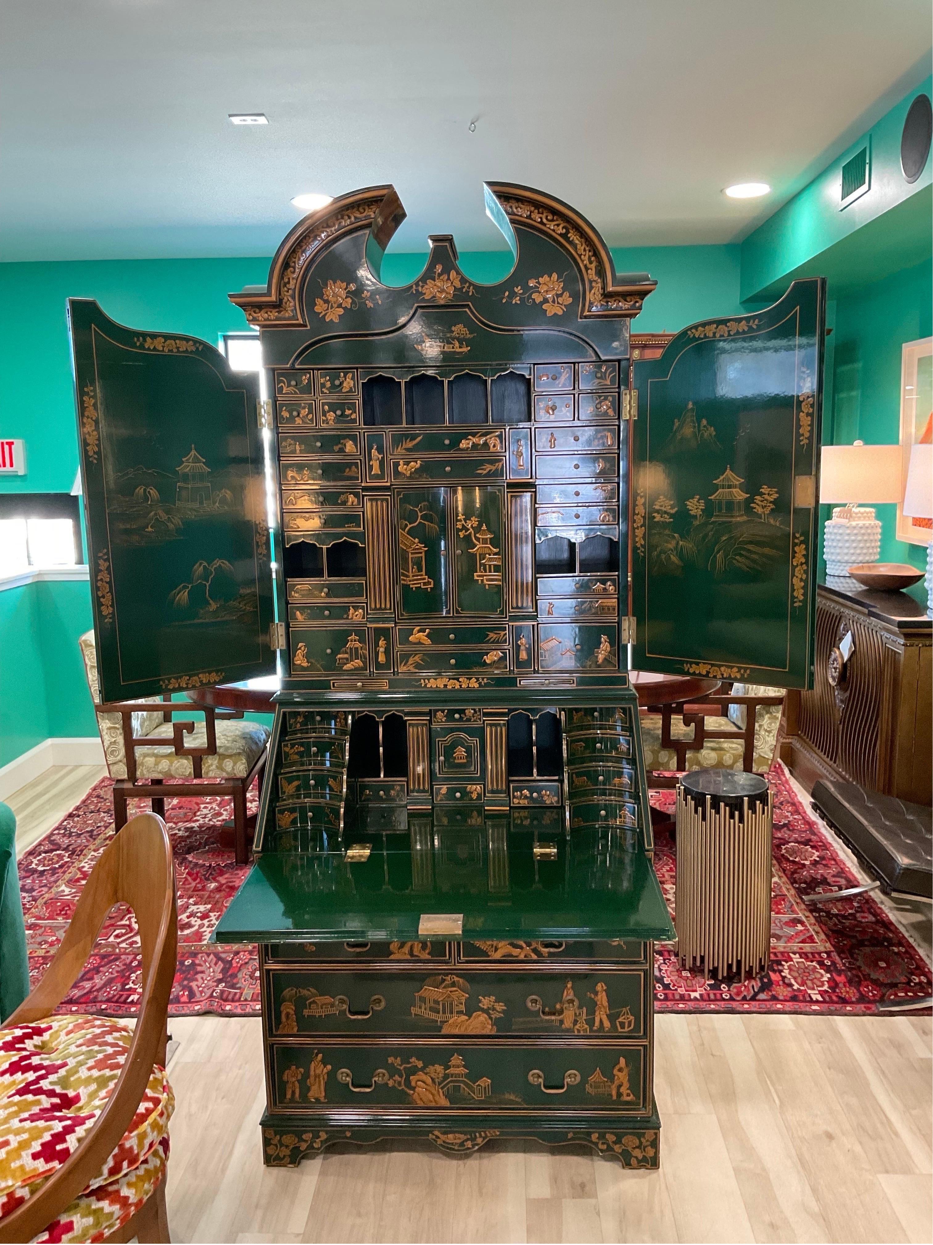 American Vintage Maitland-Smith Emerald Green Lacquered Chinoiserie Broken Pediment Secre