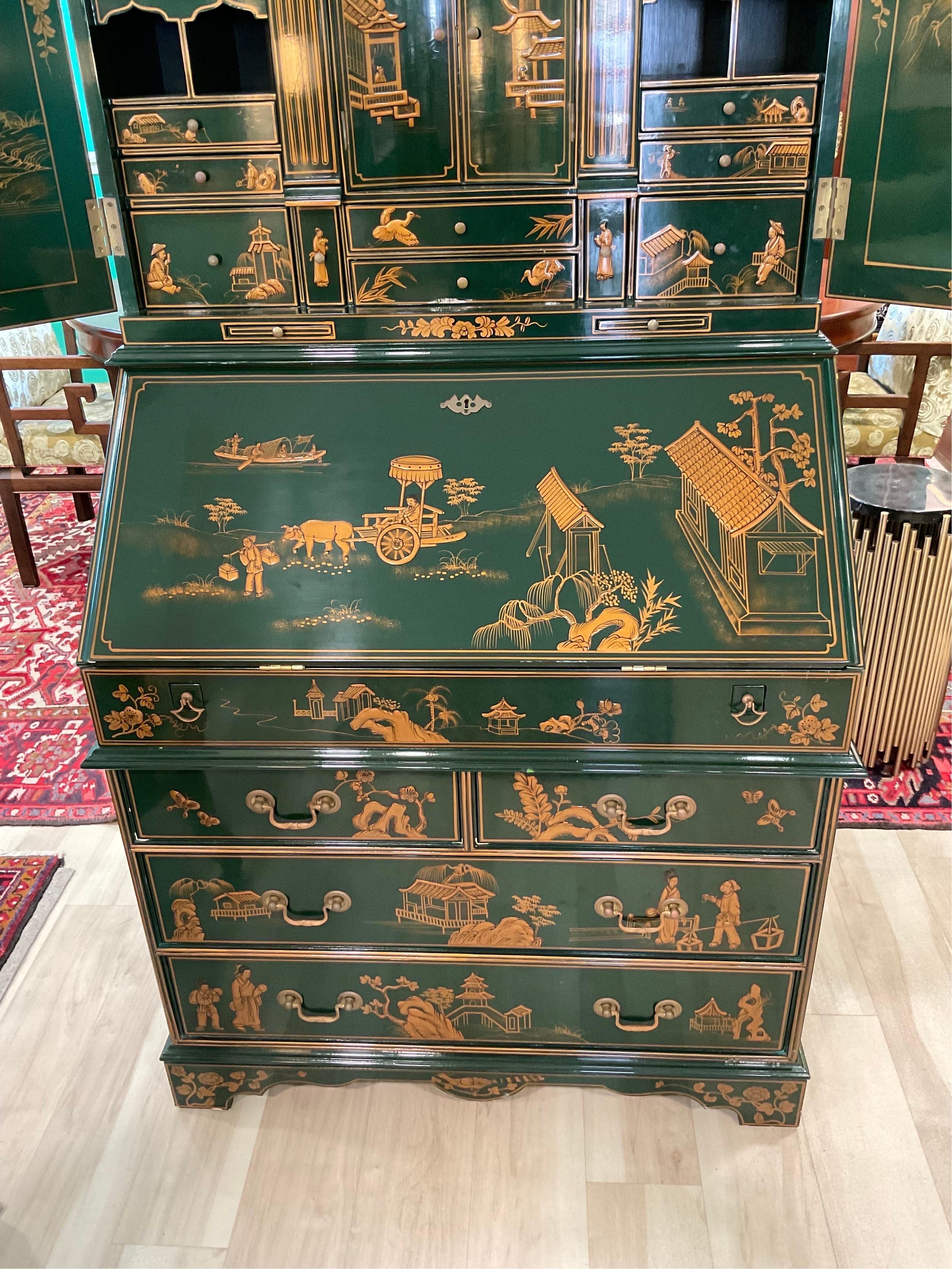 Vintage Maitland-Smith Emerald Green Lacquered Chinoiserie Broken Pediment Secre 2