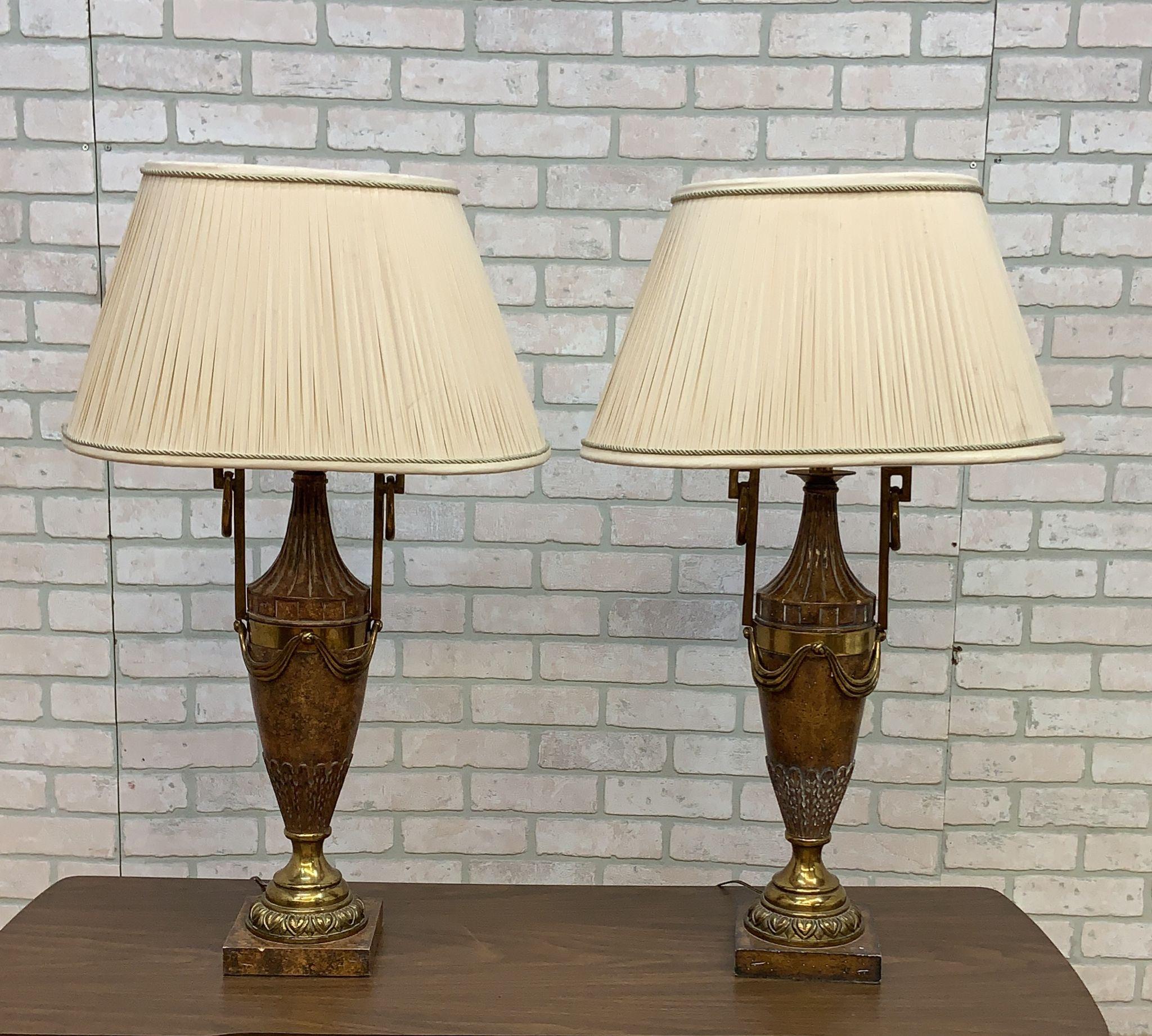 Late 20th Century Vintage Maitland Smith French Neoclassical Bronze Urn Table Lamps - Pair For Sale