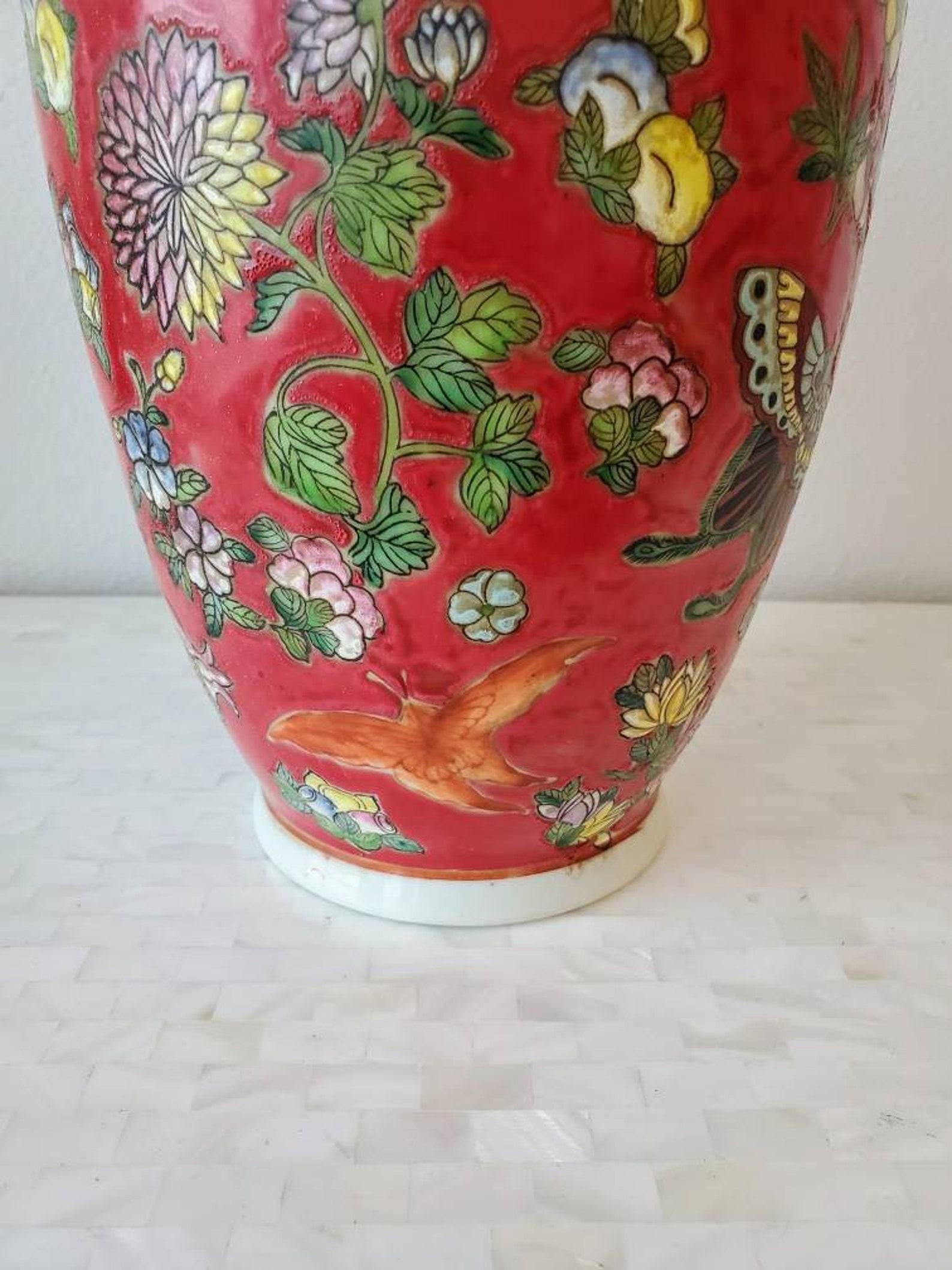 Vintage Maitland-Smith Hand Painted Chinese Porcelain Vase For Sale at