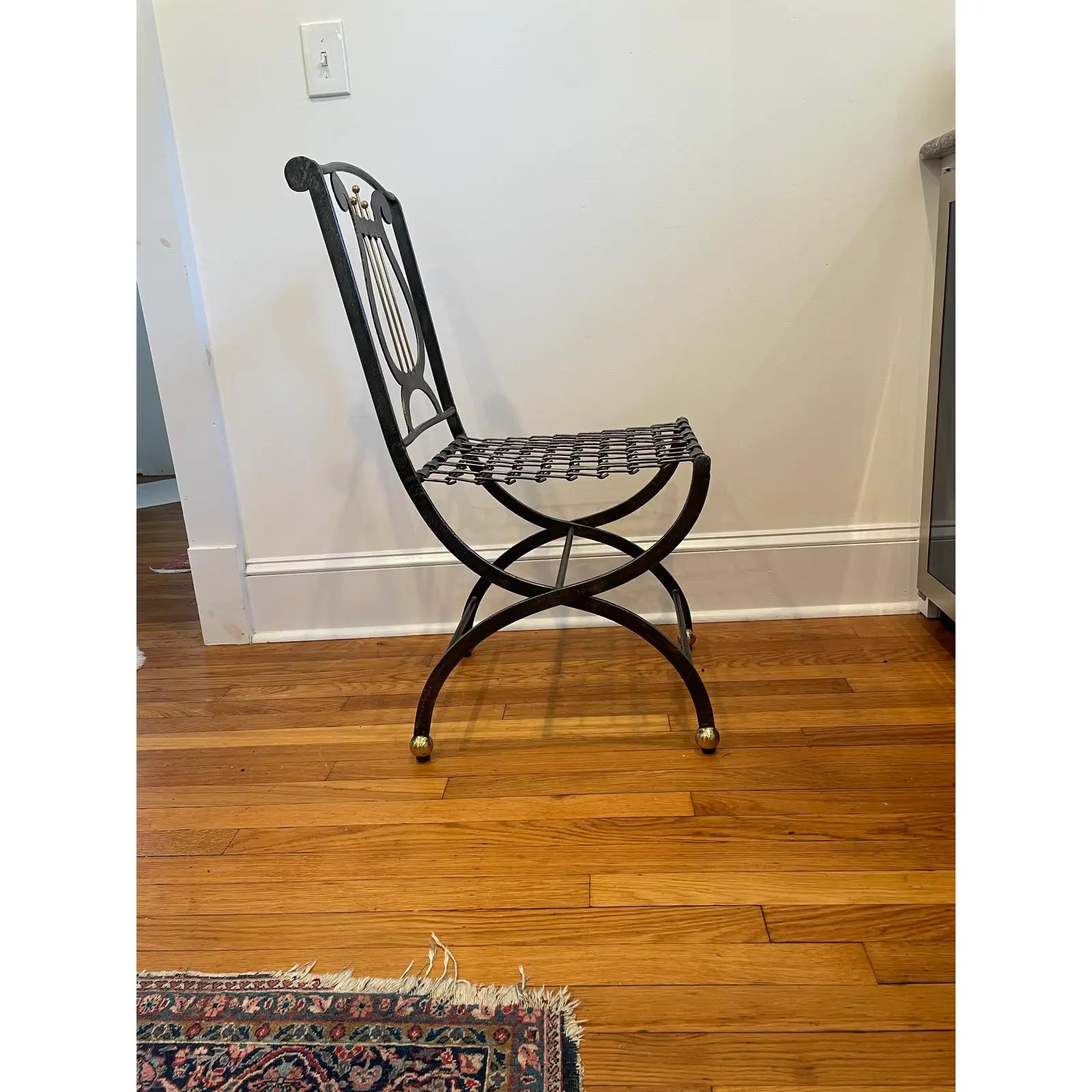 Maitland Smith Lyre Back Folding Chair (amerikanisch) im Angebot