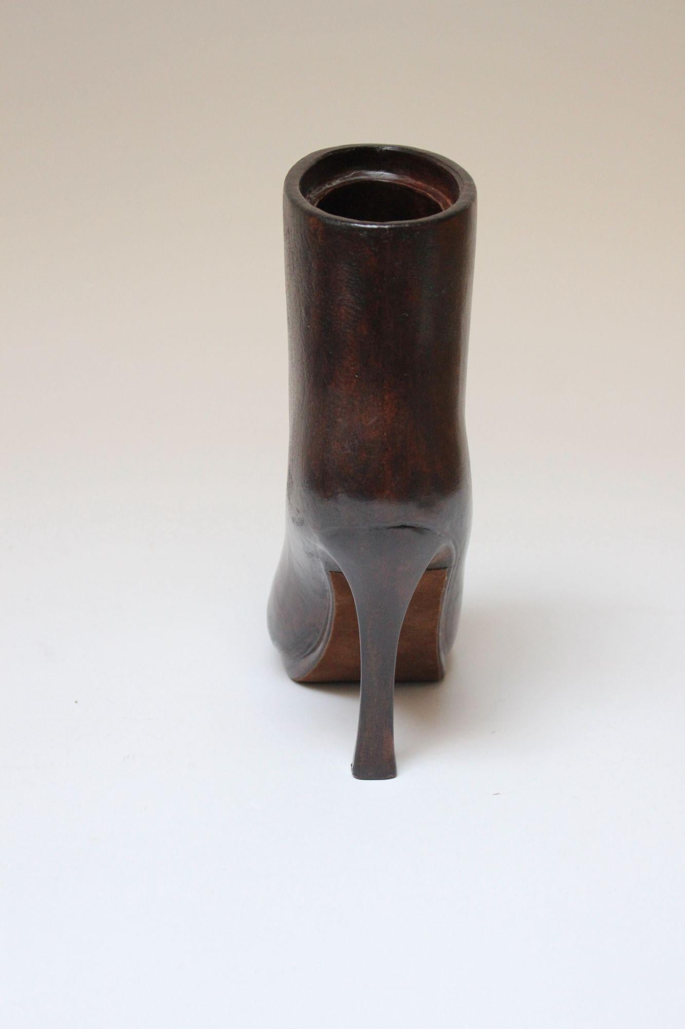 Philippine Vintage Maitland Smith Laced High Heel Boot Vase in Mahogany and Leatherette For Sale