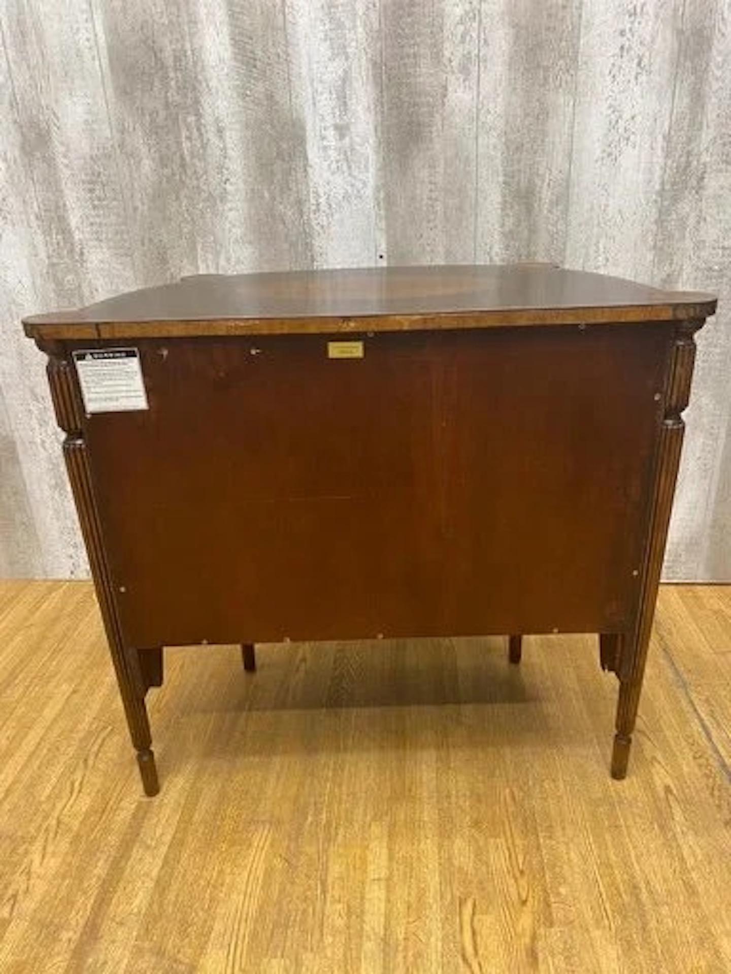 20th Century Vintage Maitland Smith Mahogany Chest of Drawers - New England Sheraton Style