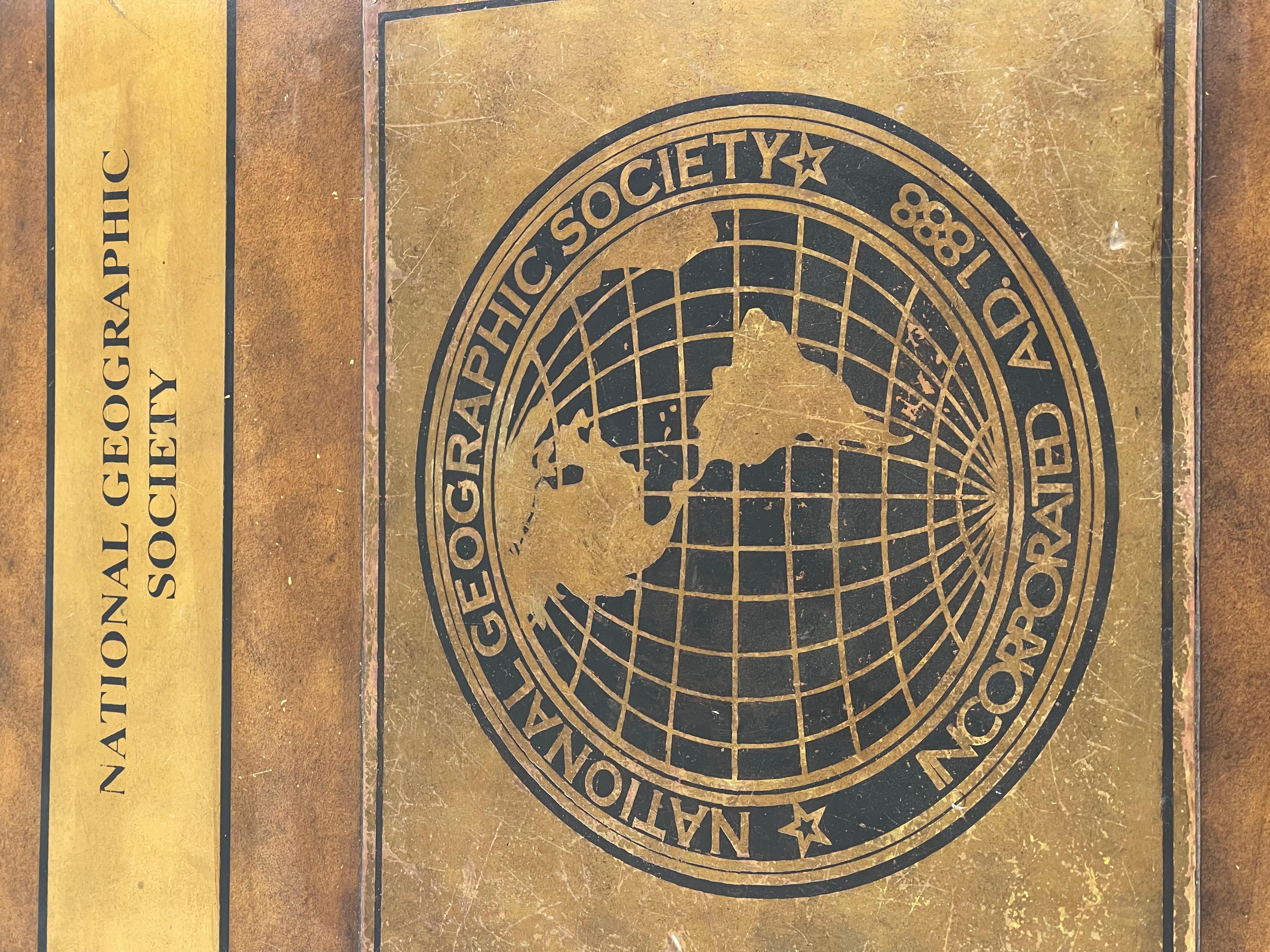 Mid-20th Century Vintage Maitland Smith Nationall Geographic  Table For Sale