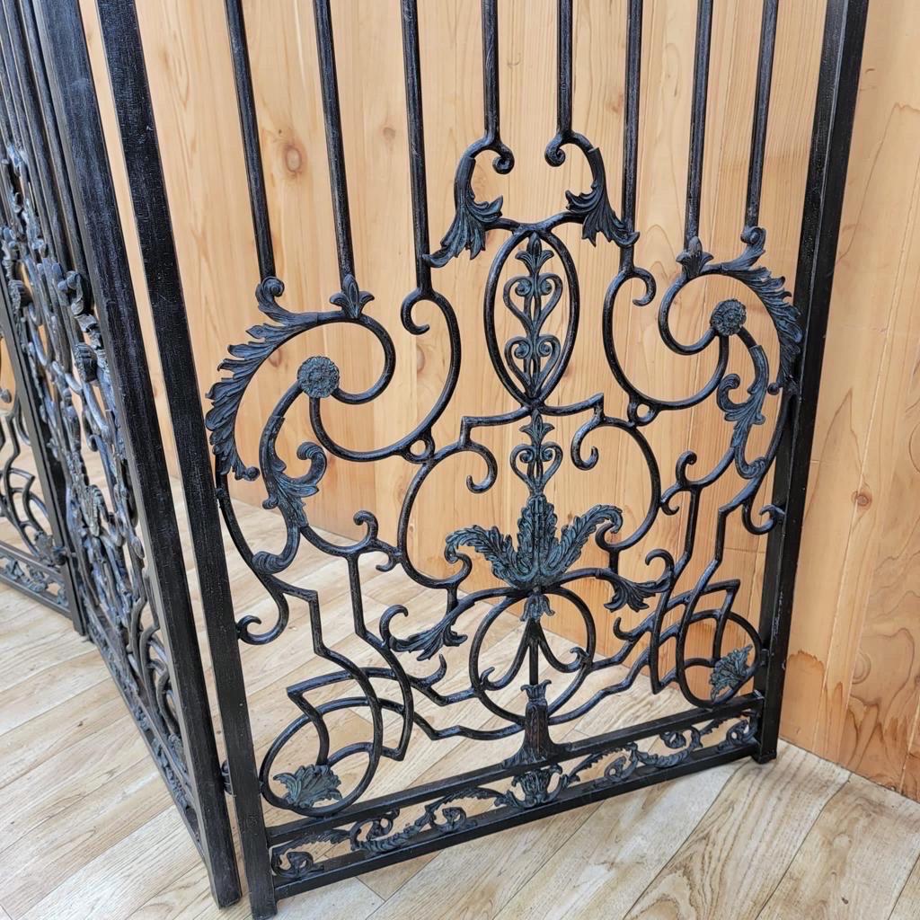 Vintage Maitland Smith Ornate 5 Panel Wrought Iron Garden Gate In Good Condition For Sale In Chicago, IL