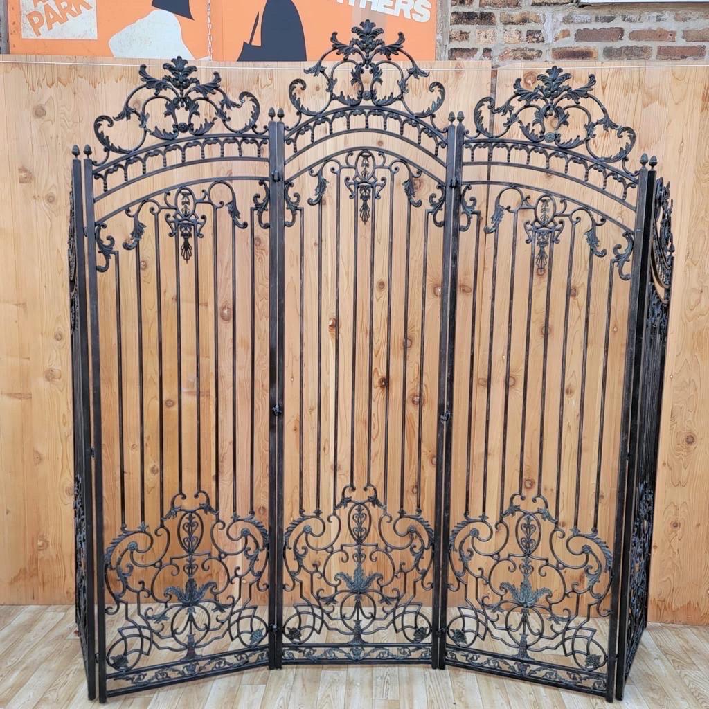 Late 20th Century Vintage Maitland Smith Ornate 5 Panel Wrought Iron Garden Gate For Sale