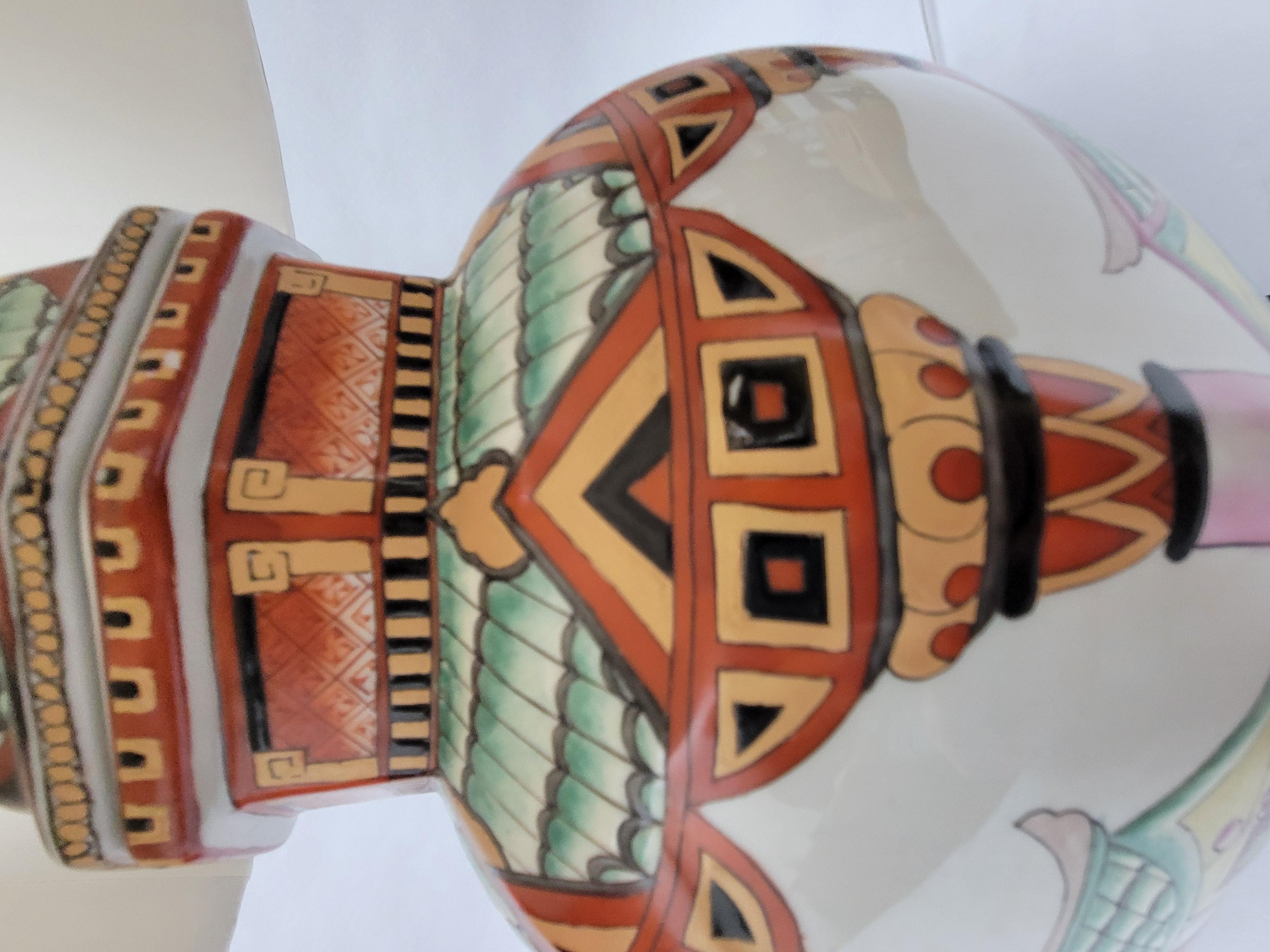 Fin du 20e siècle Lampe de table vintage Maitland Smith - Motifs architecturaux et floraux en vente