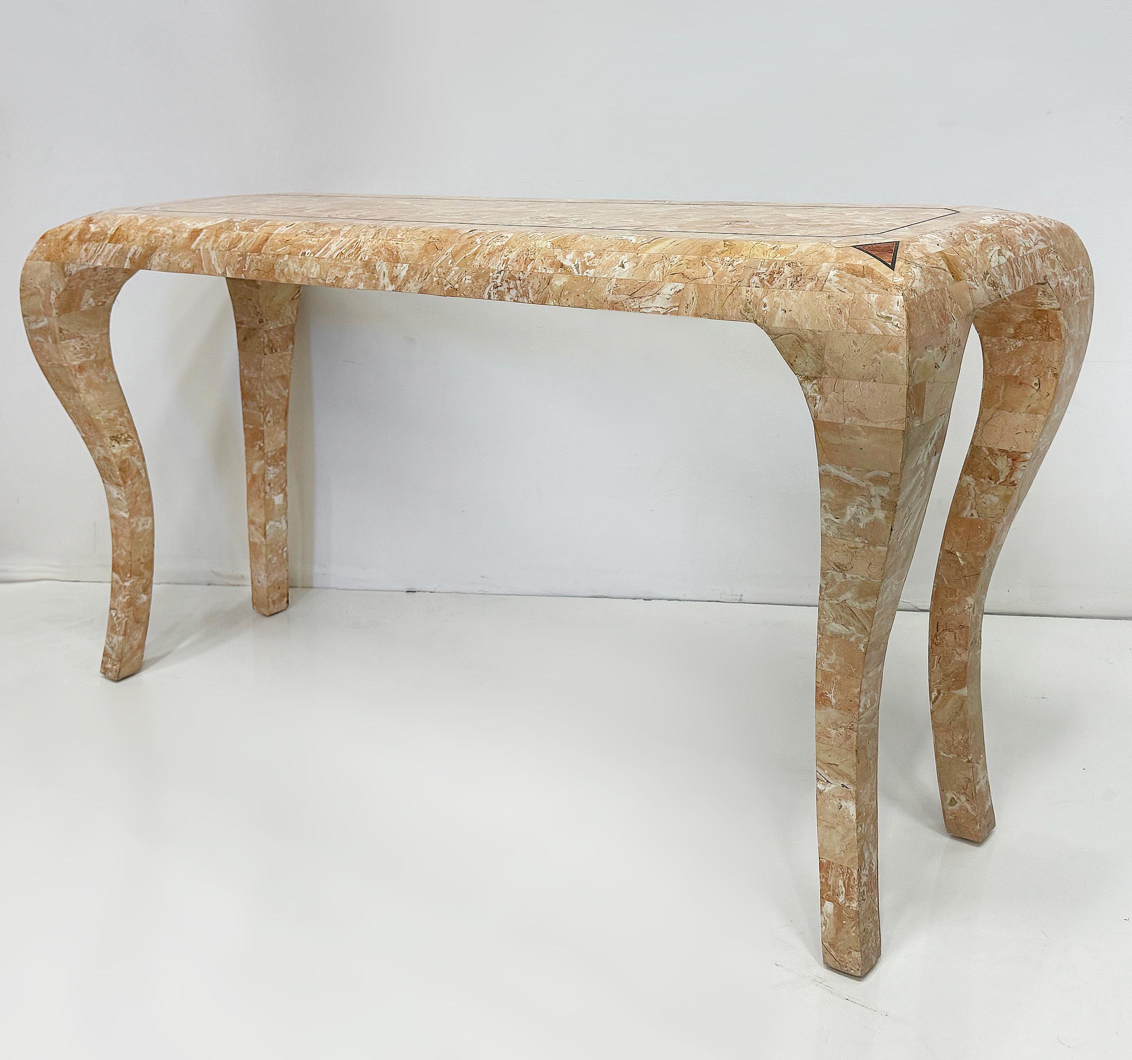 Mid-Century moderno Console d'epoca in pietra tessellata di Maitland Smith, con gambe cabriolet in vendita