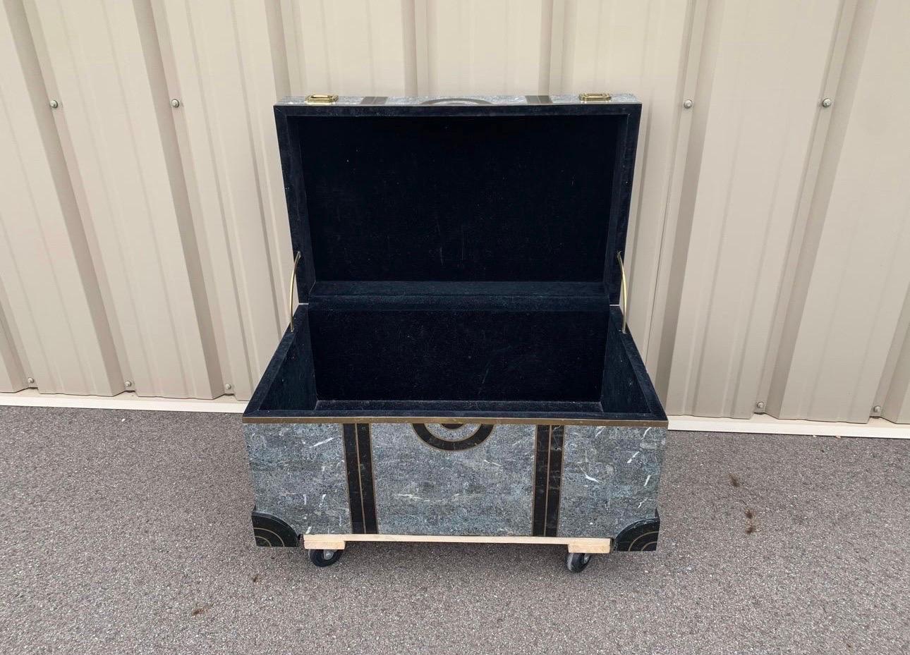Vintage Maitland-Smith Tessellated Stone Marble With Brass Inlay Trunk For Sale 5