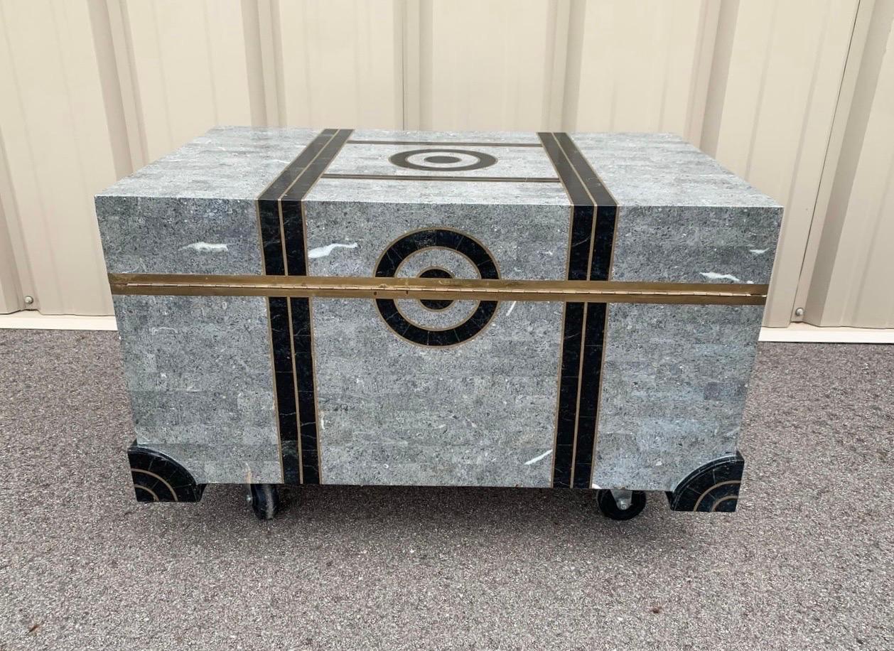 Vintage Maitland-Smith Tessellated Stone Marble With Brass Inlay Trunk For Sale 6