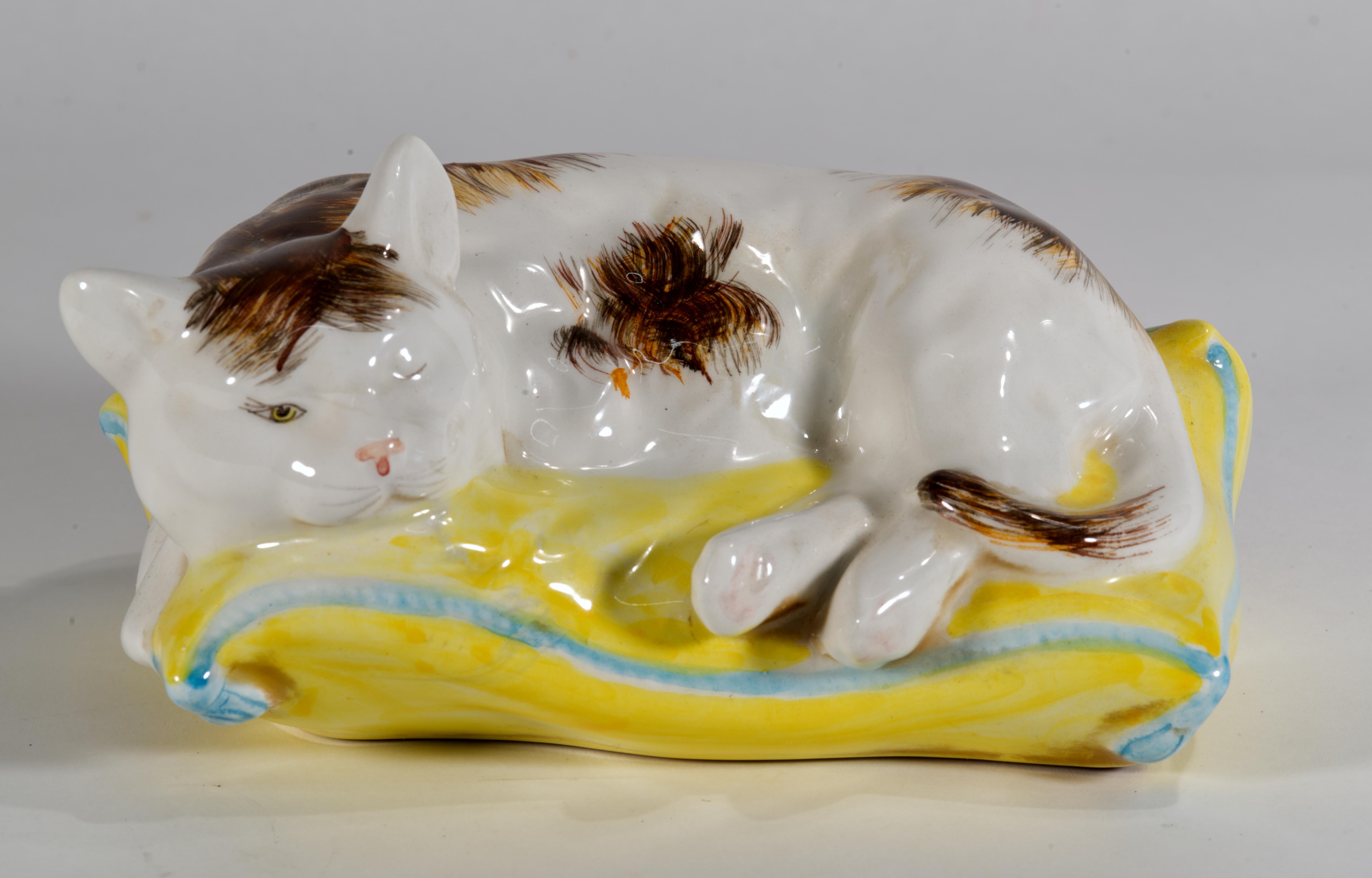 Figurina di gatto ammiccante in maiolica d'epoca, Italia anni '50-'60 in vendita 3