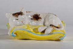 Vintage Majolica Ceramic Winking Cat Kitten Figurine, Italy 1950s-1960s