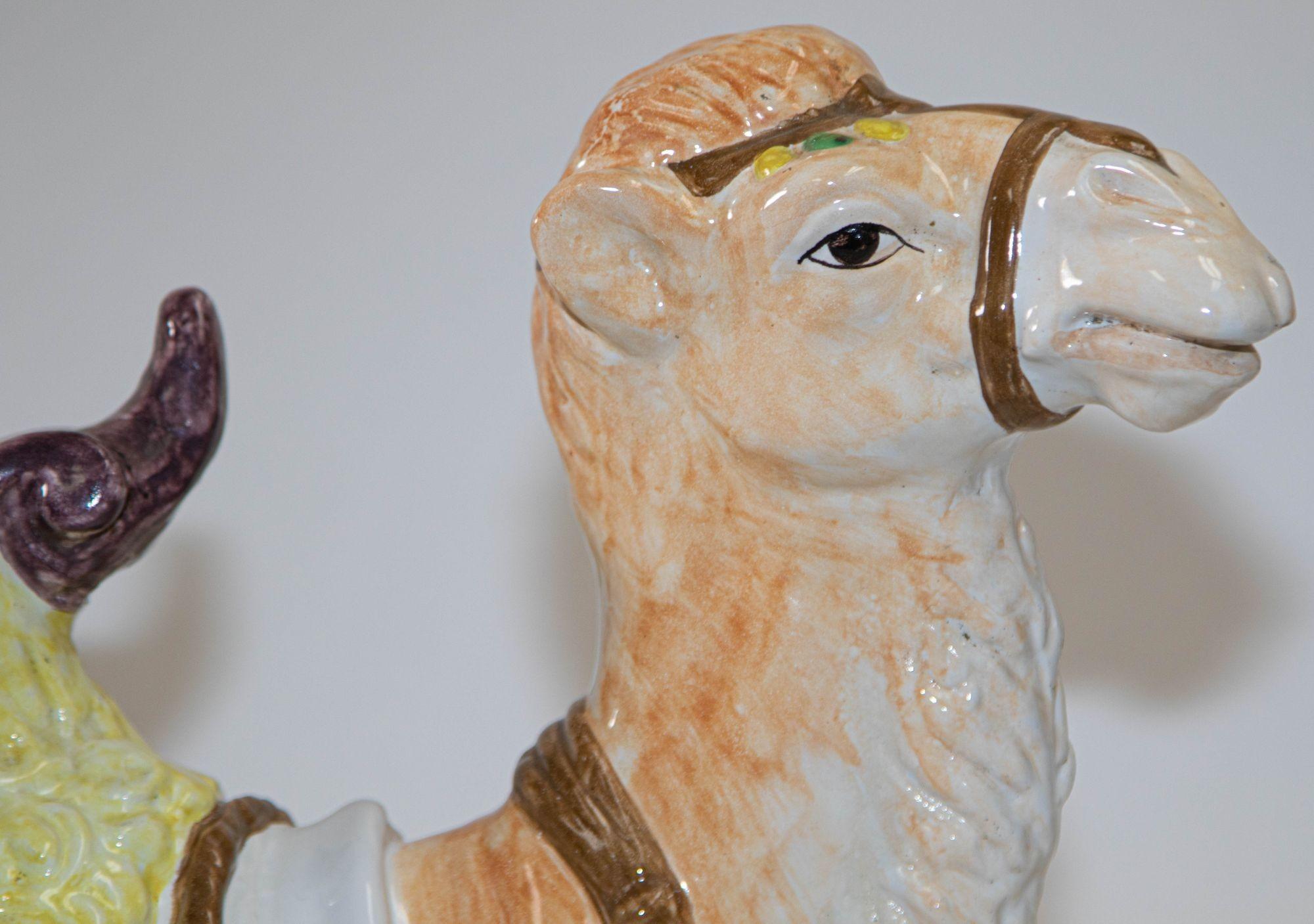 Meiselman-Skulptur, Majolika, Italien, Camel (Handgefertigt)