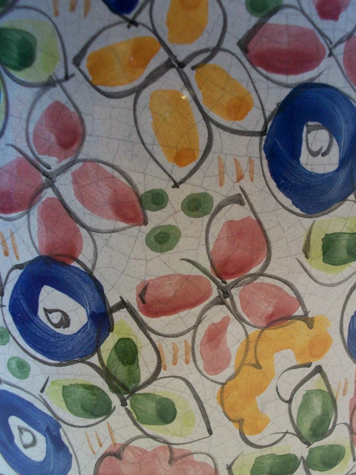 Terre cuite Pichet en majolique vintage - Émail à l'étain peint à la main - Portugal - vers 1943 en vente