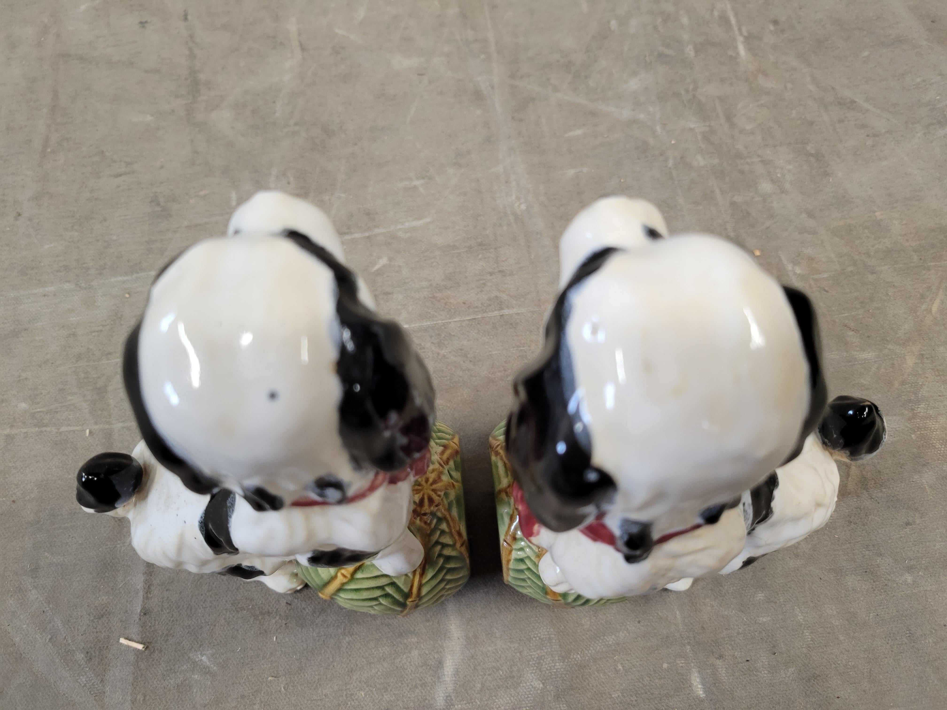 Vintage Majolica Staffordshire Cavalier King Charles Spaniel Bookends - a Pair For Sale 4