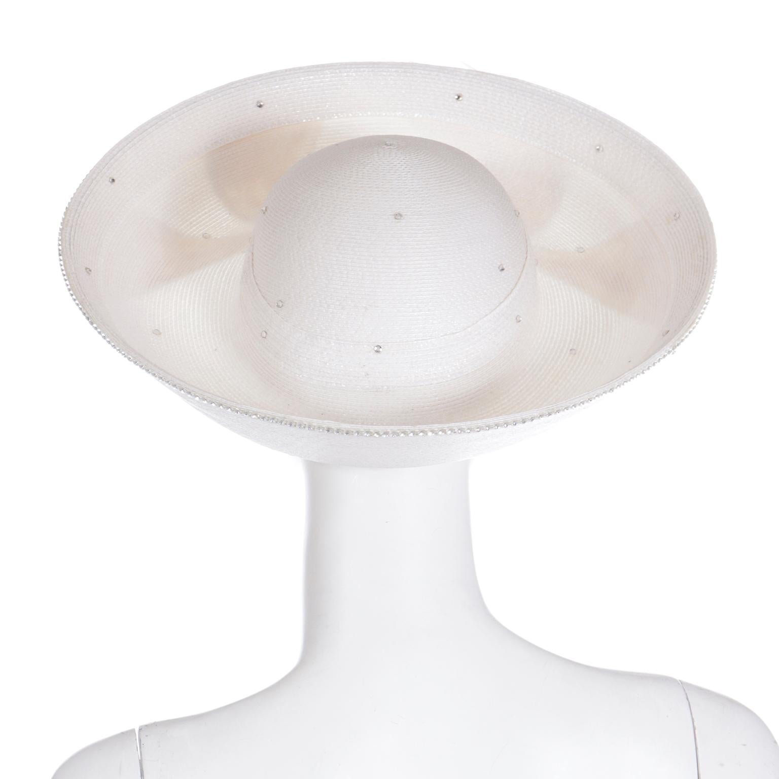 Women's Vintage Makins White & Cream Straw & Feather Statement Derby Church Hat