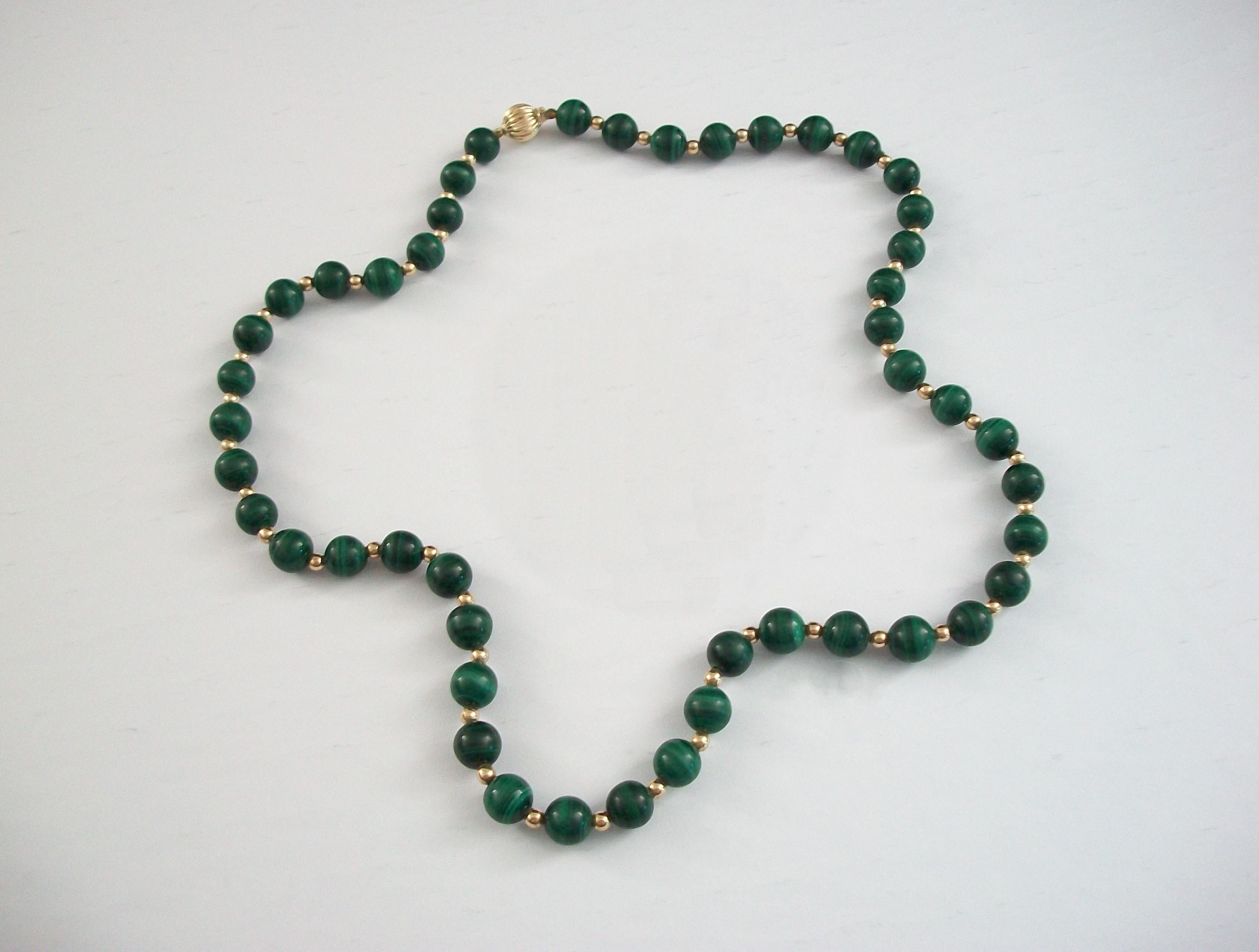 Vintage Malachite & 14K Gold Beaded Necklace - France - Late 20th Century For Sale 3