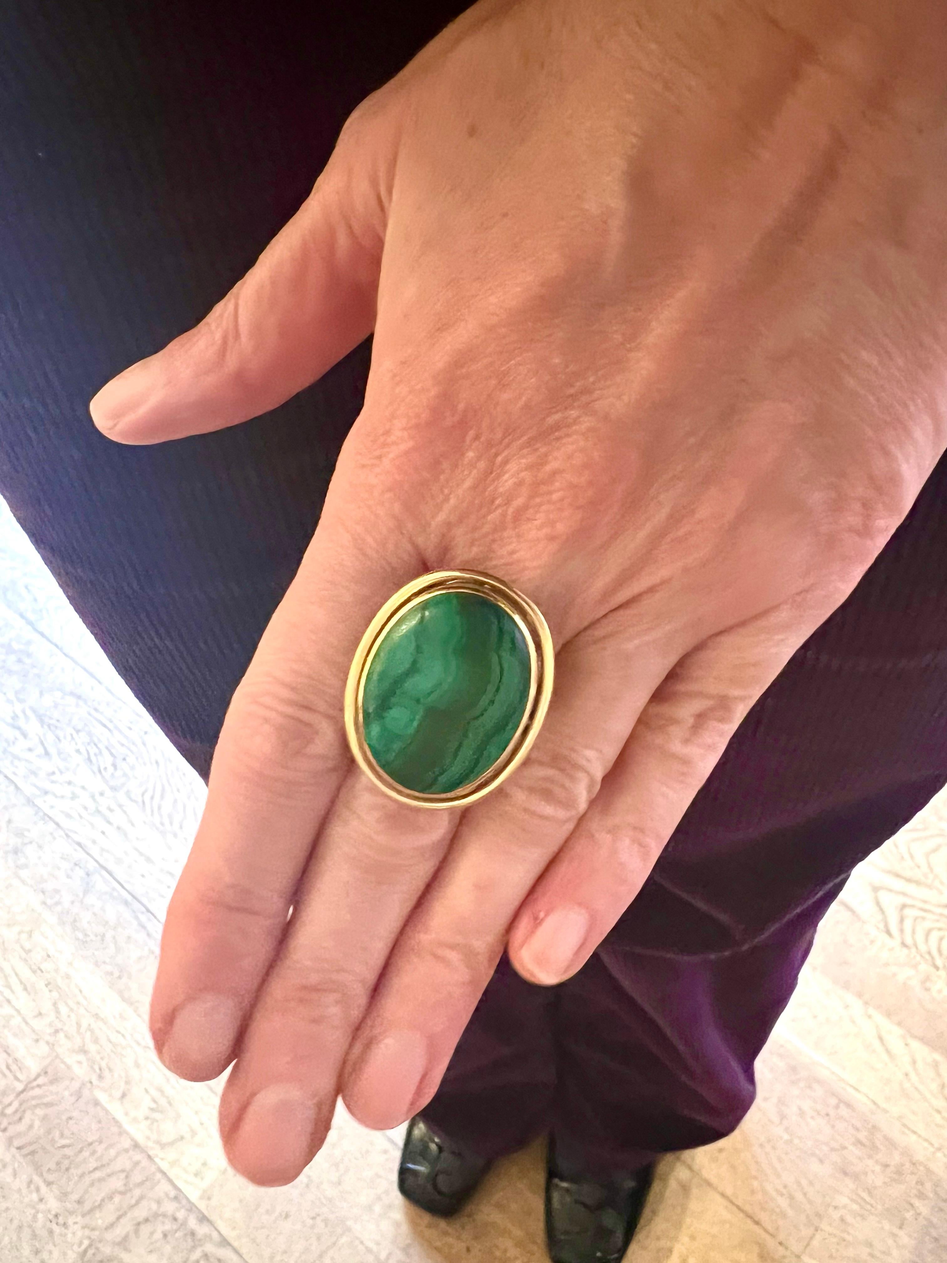 Cabochon Vintage Malachite 18 Carat Yellow Gold Cocktail Ring For Sale