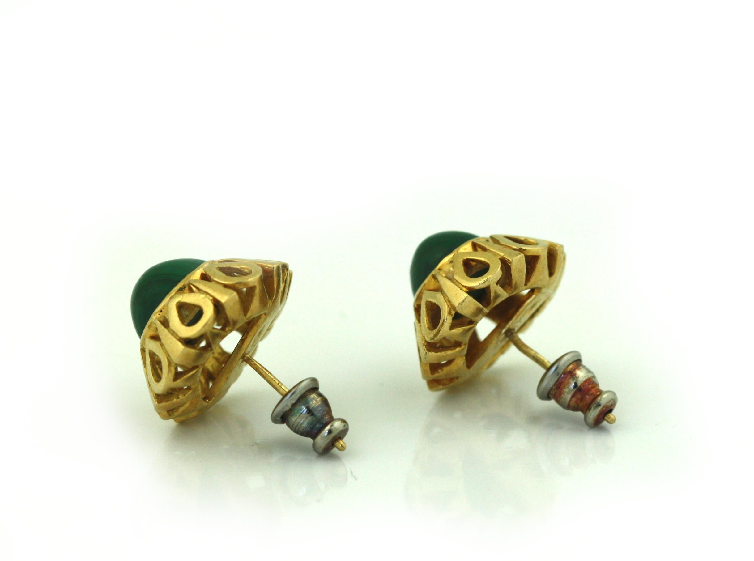 Oval Cut Vintage Malachite and Hammered Gold Cutout Earrings For Sale