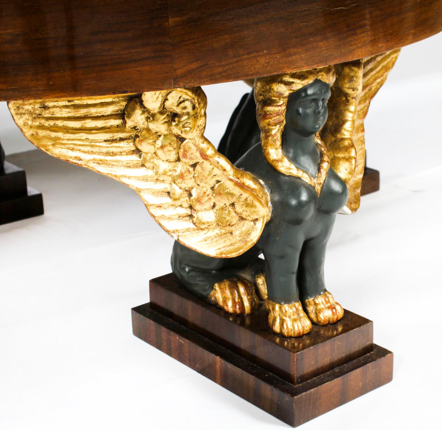 Noyer Table basse vintage en malachite et bronze patiné en noyer Milieu du 20ème siècle en vente